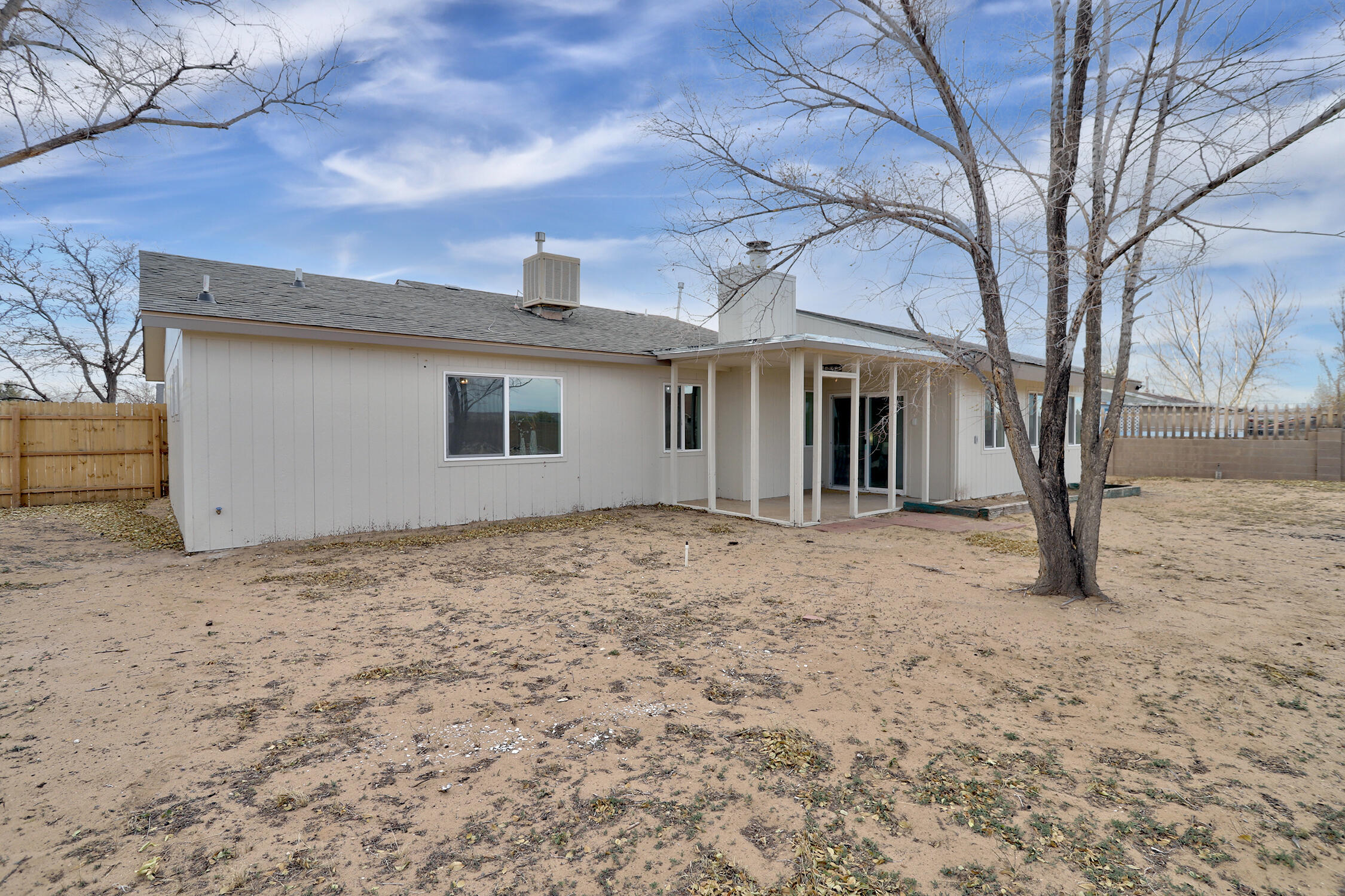 502 APACHE Loop SW
