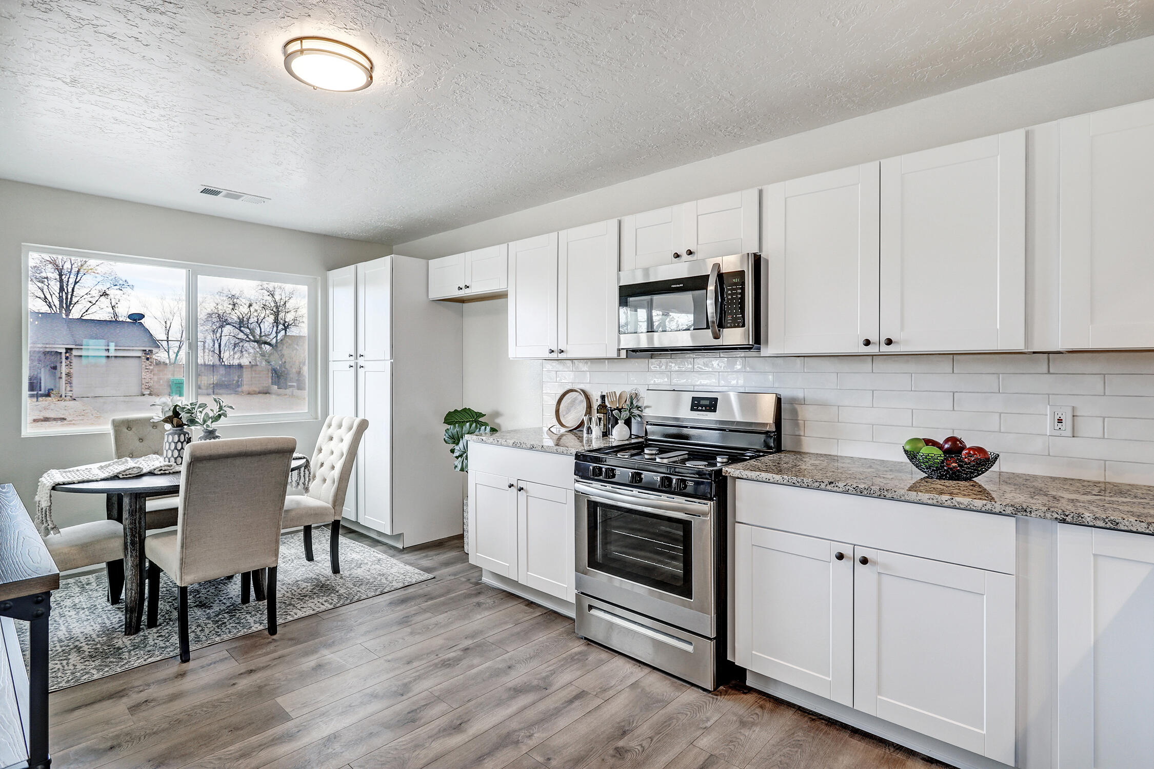 502 APACHE Loop SW