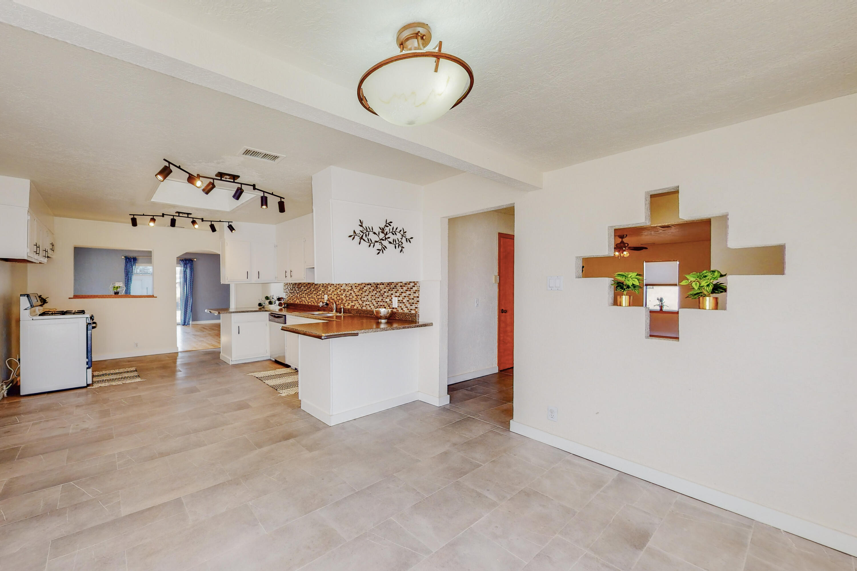 1332 Van Cleave Road NW