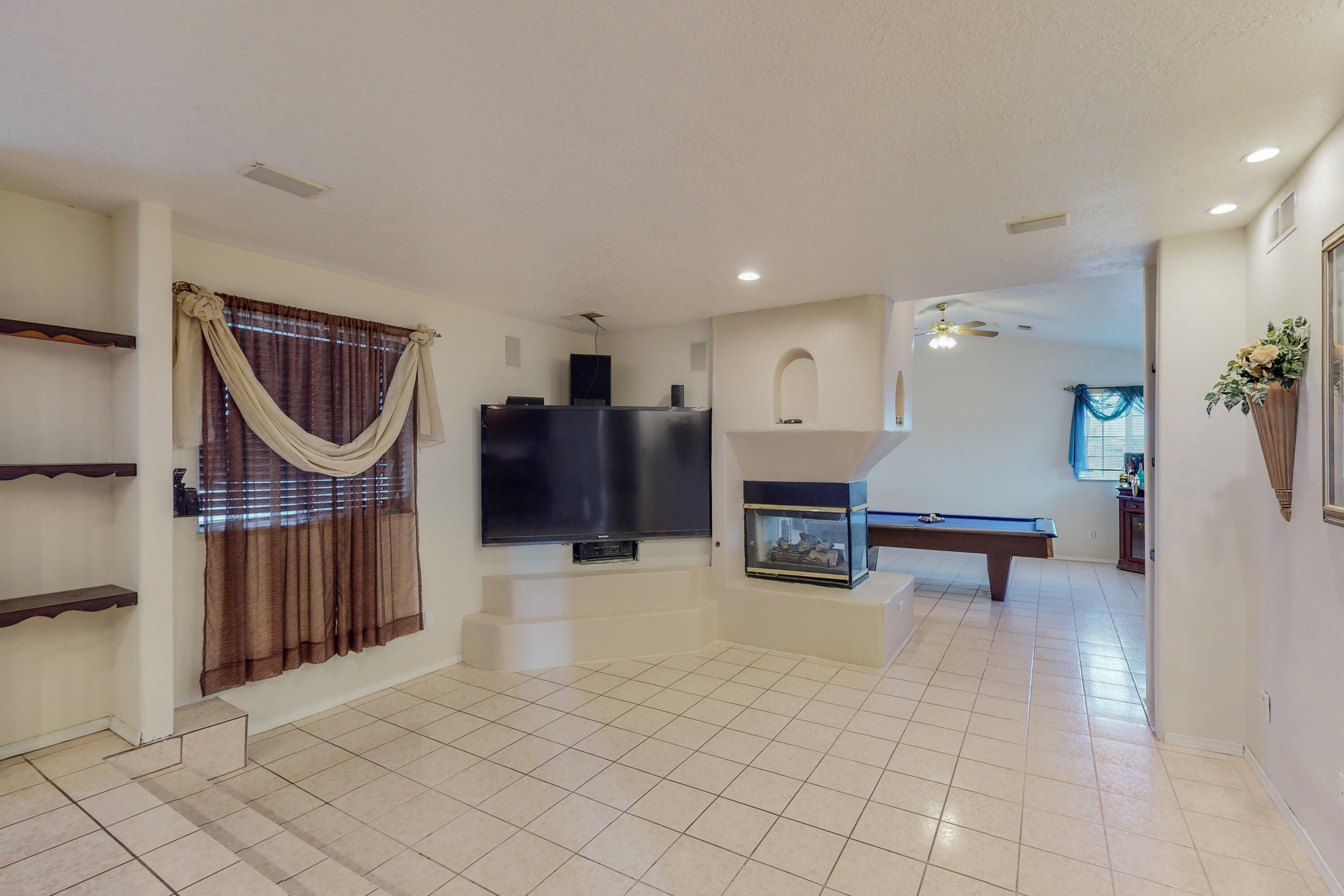 5773 NIESE Drive SW