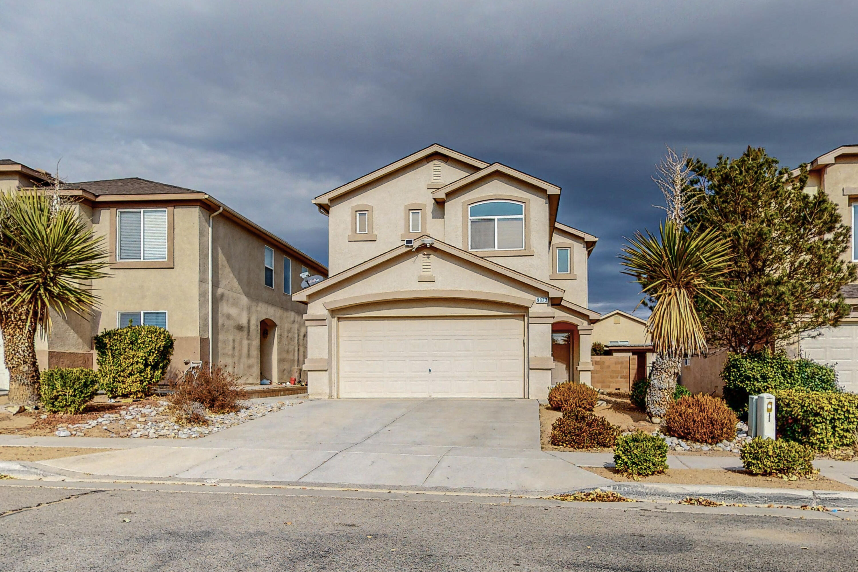9023 LOWER MEADOW Trail SW