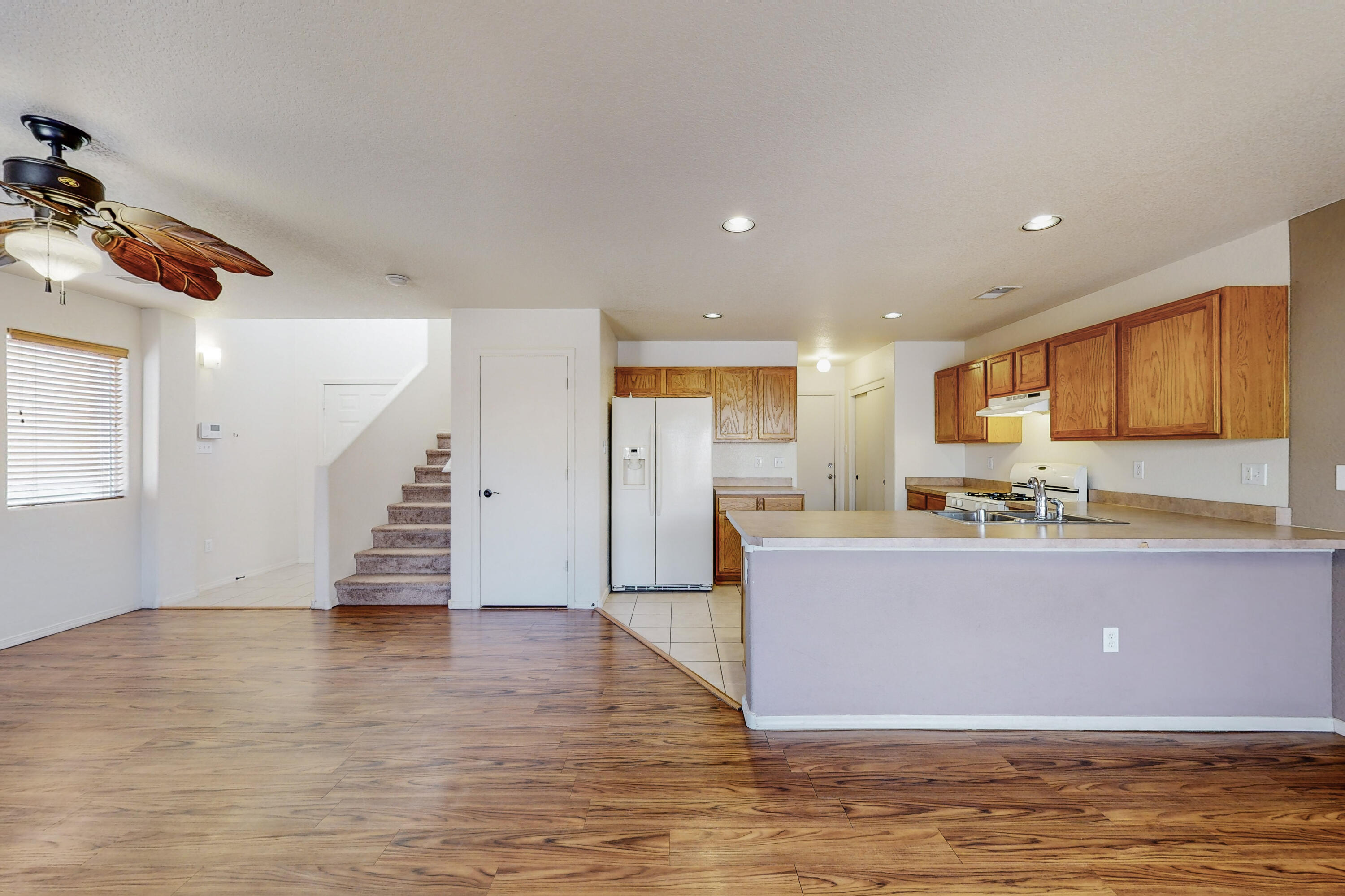 9023 LOWER MEADOW Trail SW