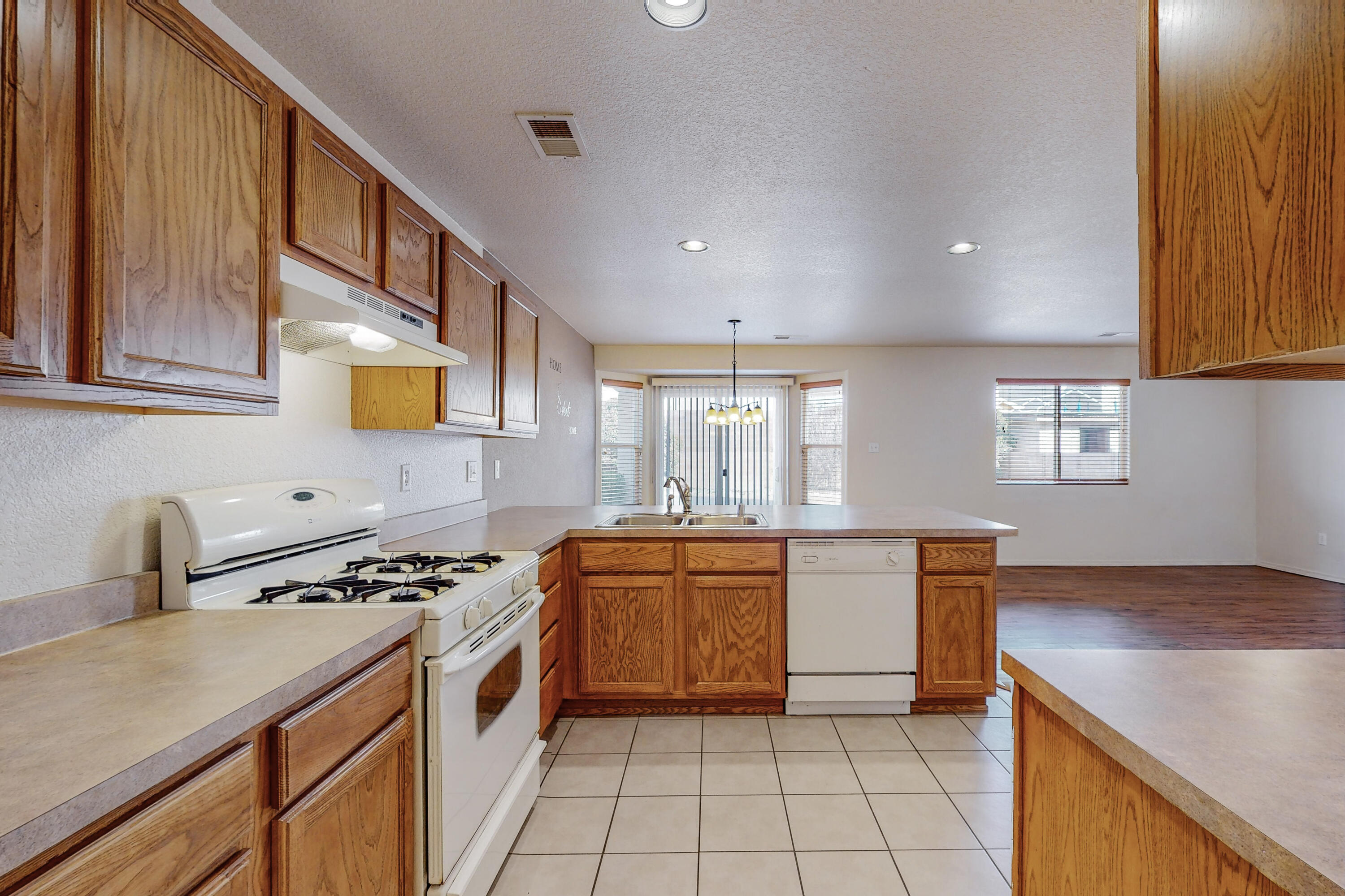 9023 LOWER MEADOW Trail SW