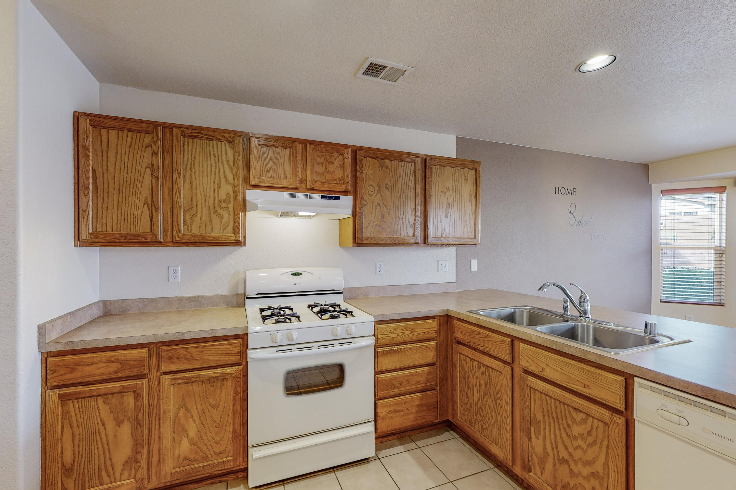 9023 LOWER MEADOW Trail SW
