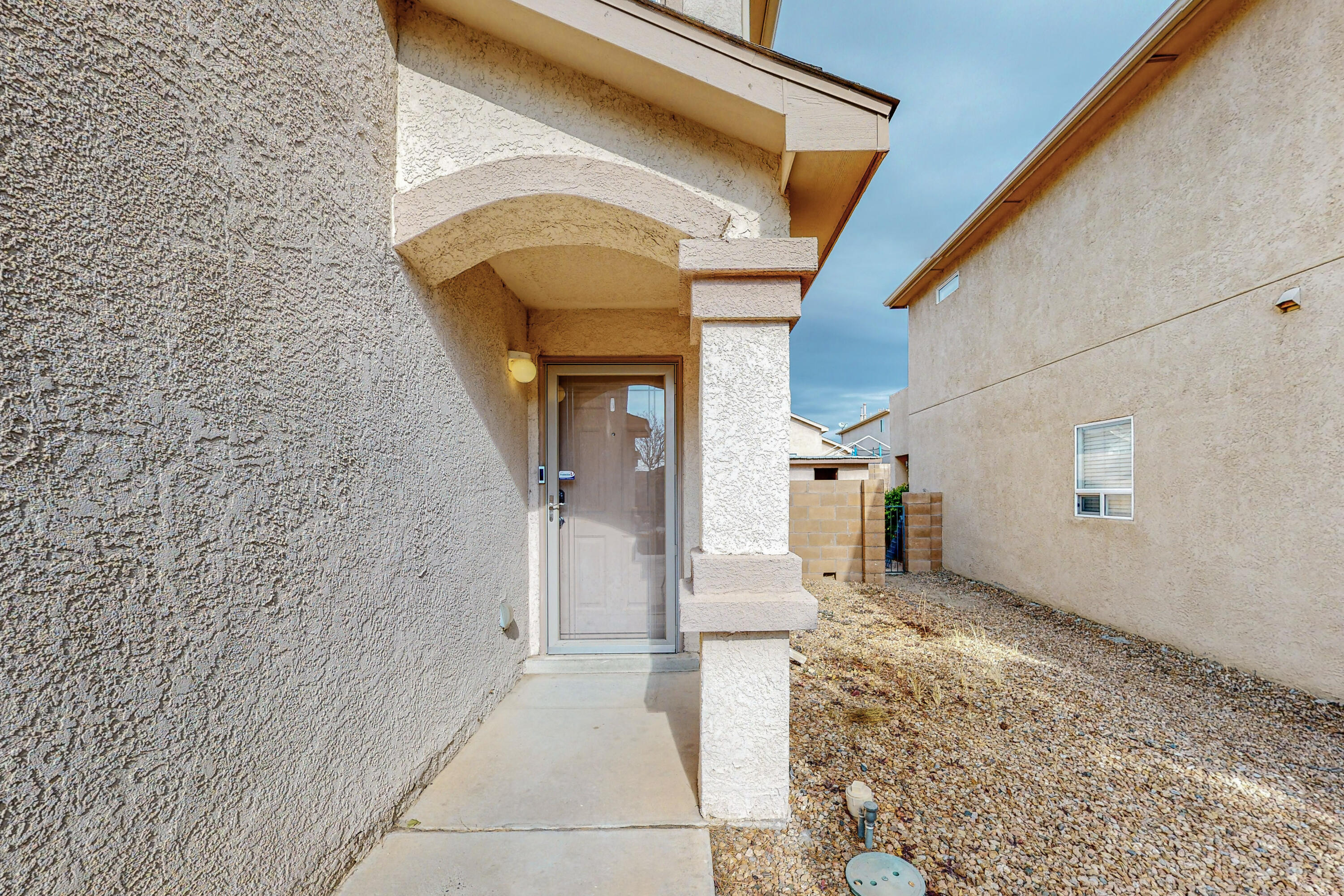 9023 LOWER MEADOW Trail SW