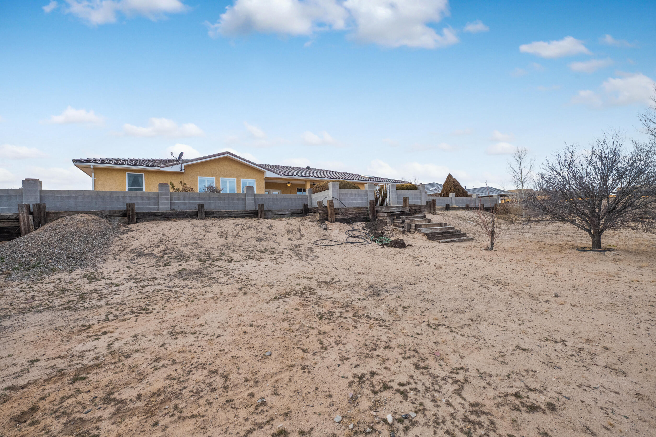 1170 CRESTVIEW Drive