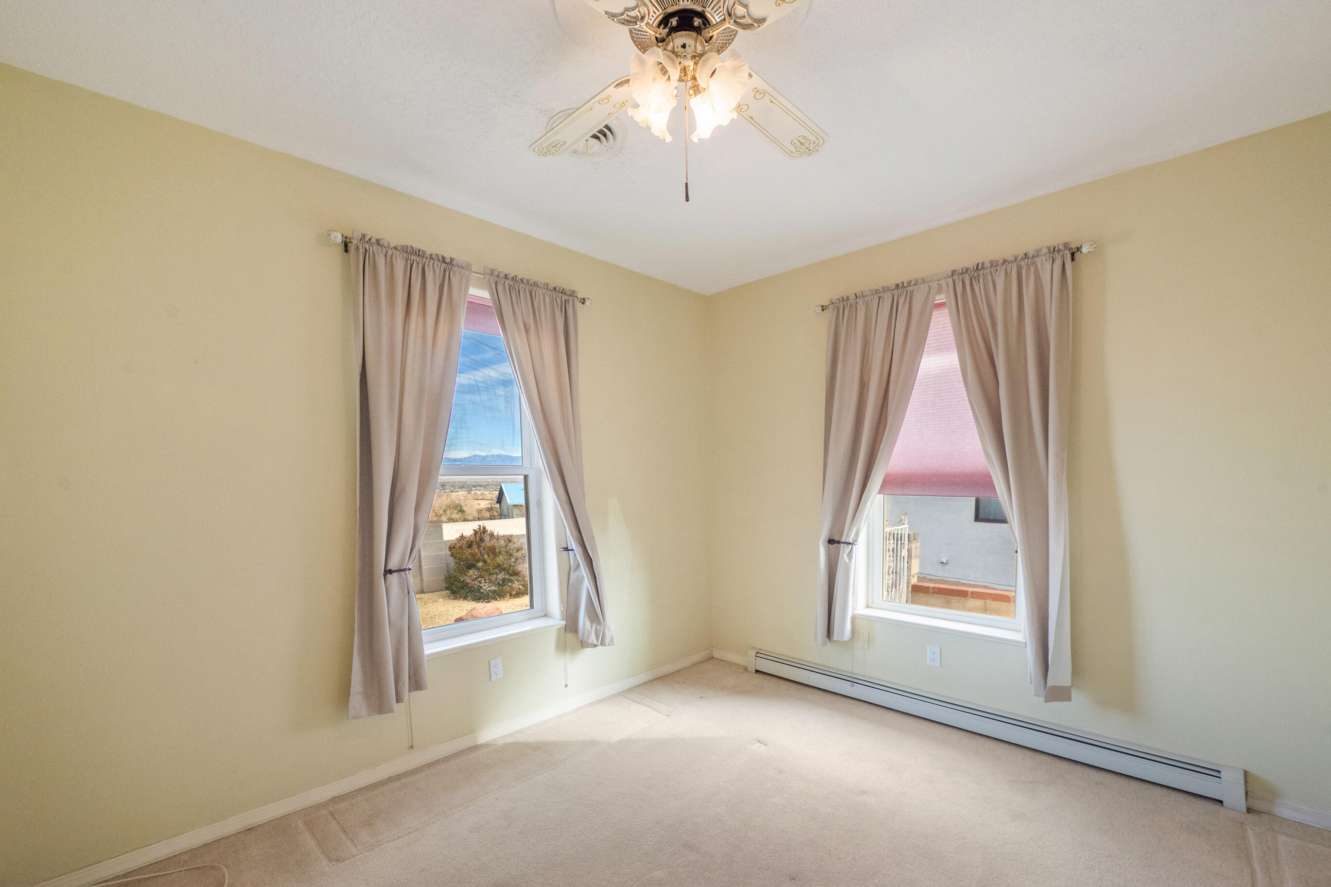 1170 CRESTVIEW Drive