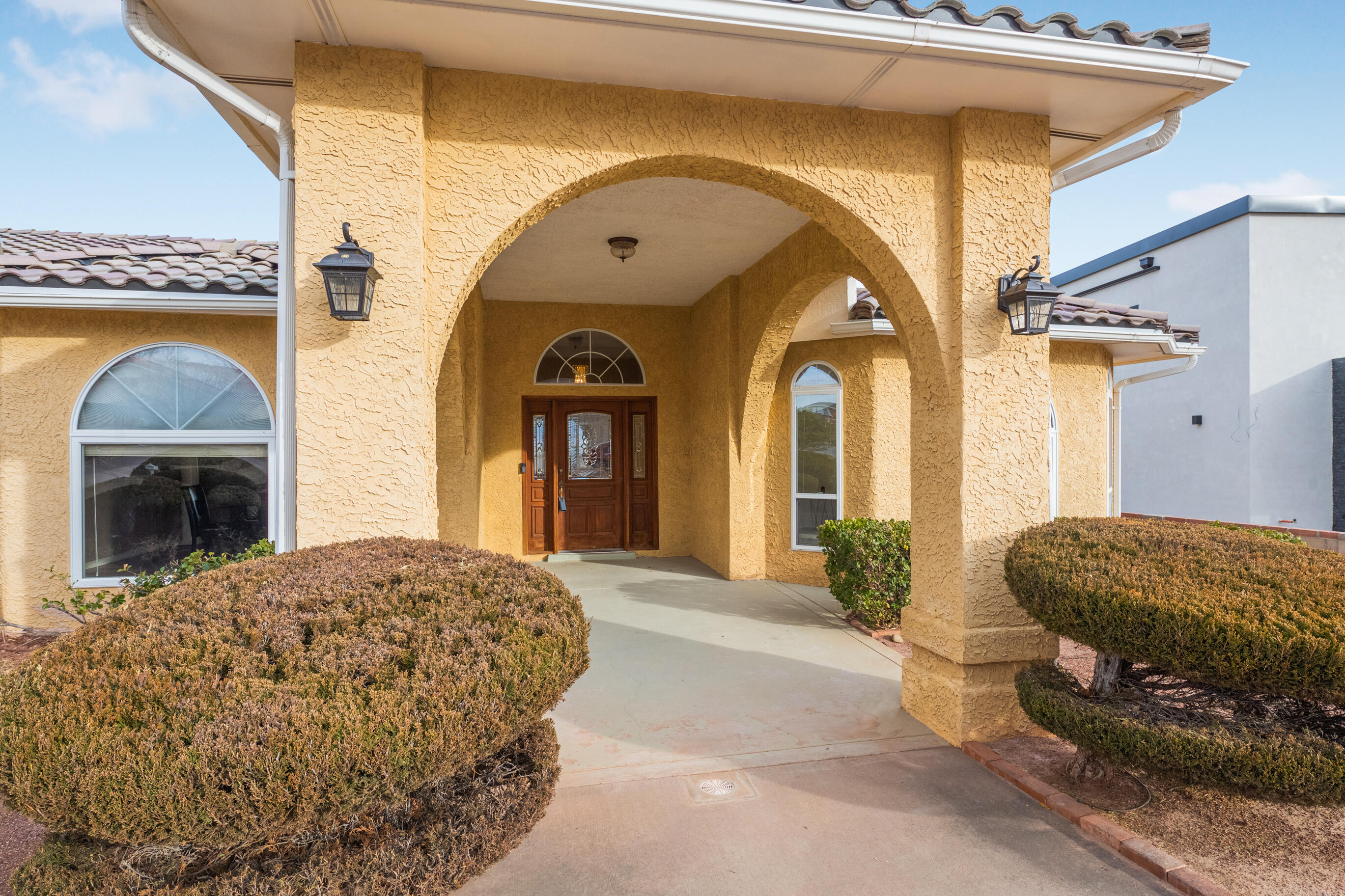 1170 CRESTVIEW Drive