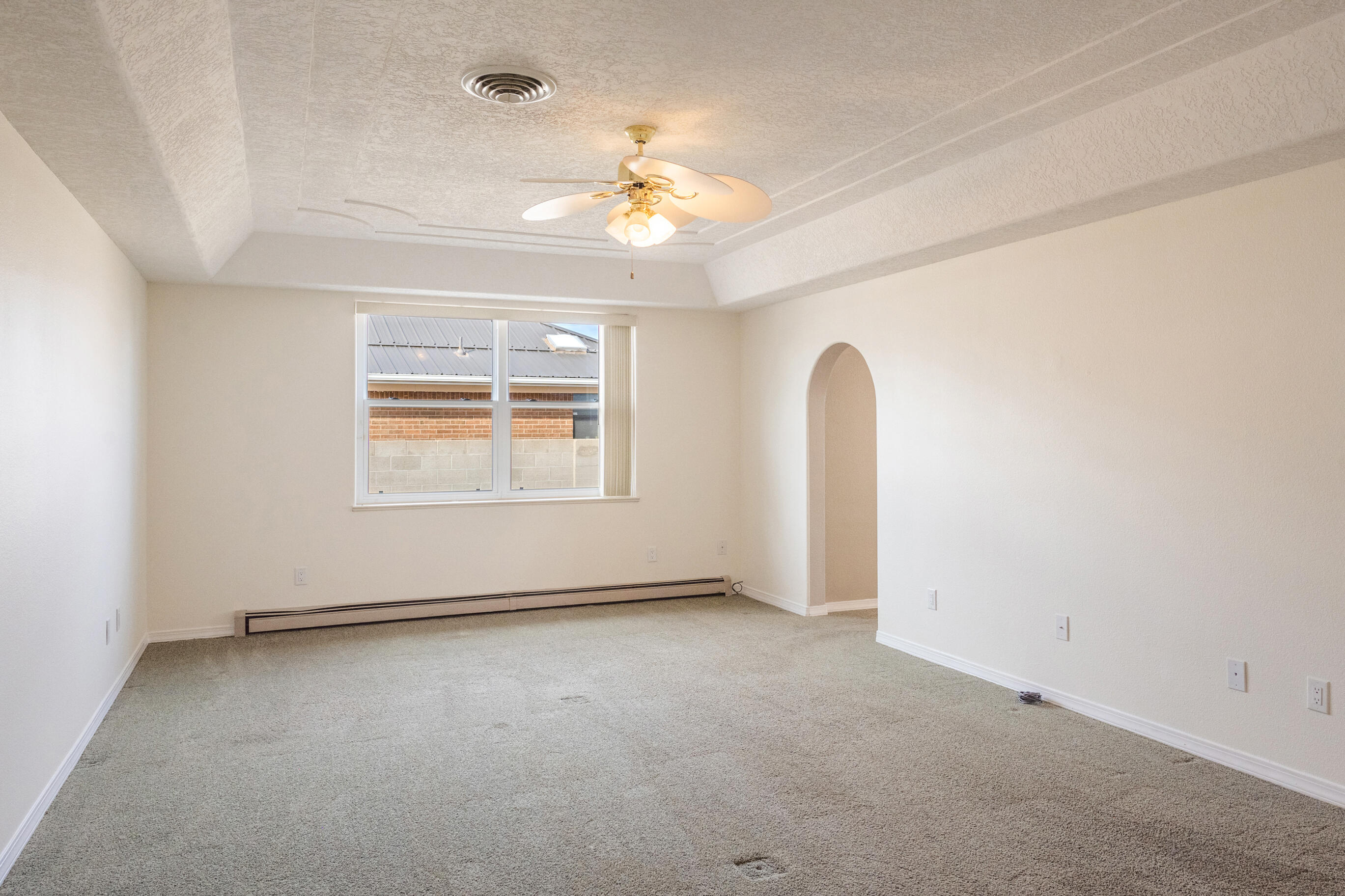 1170 CRESTVIEW Drive