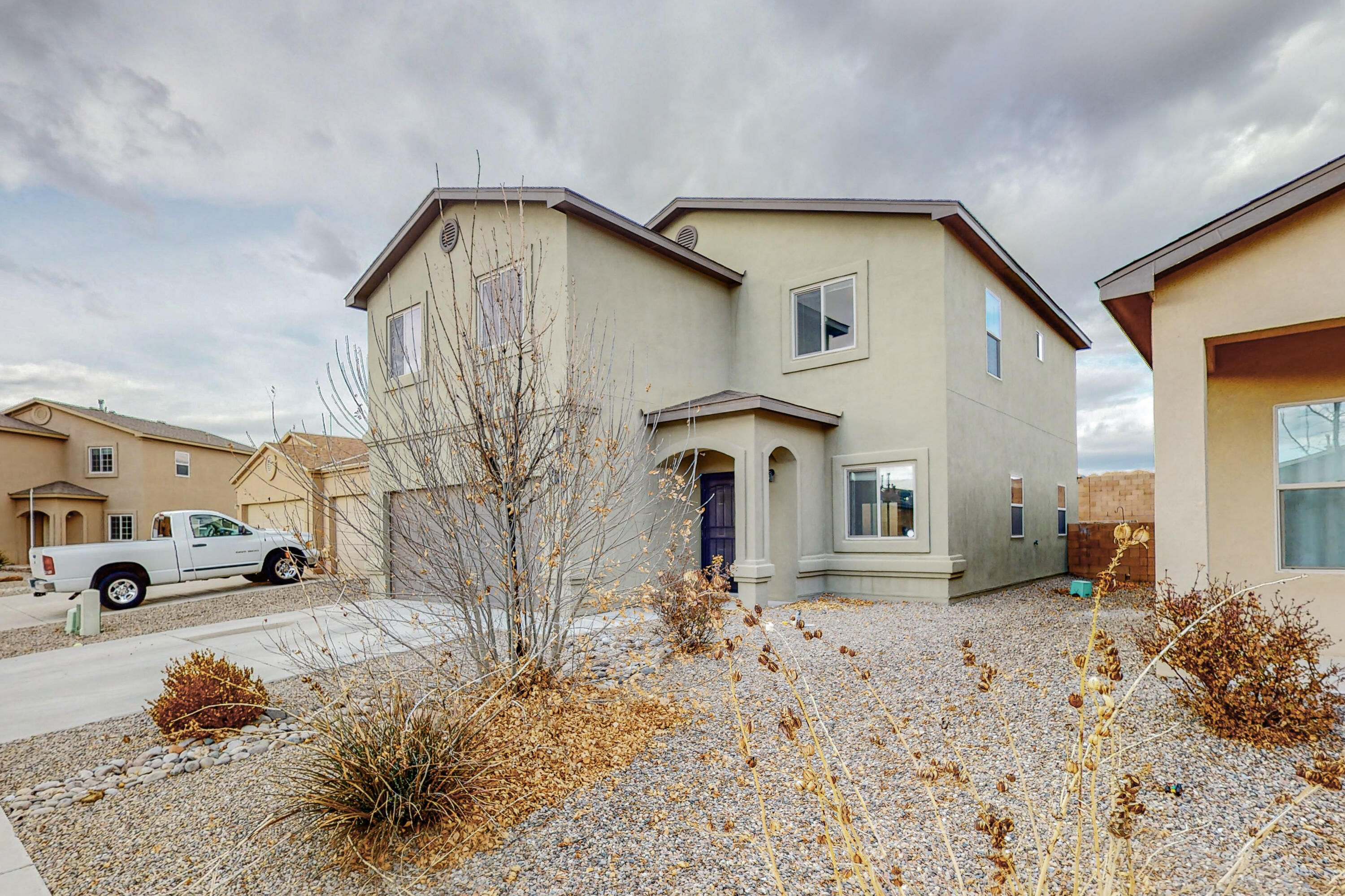 2749 WILDER Loop NE