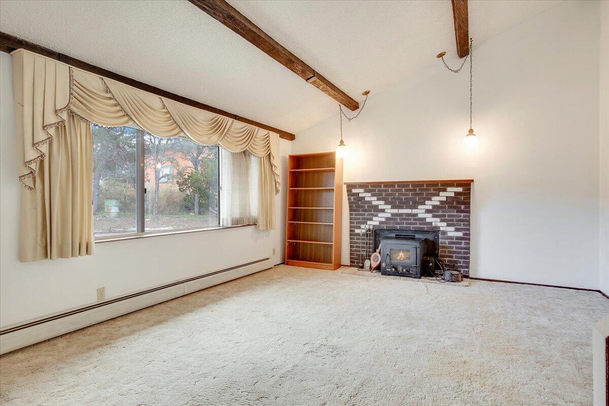 28 CANYON Road