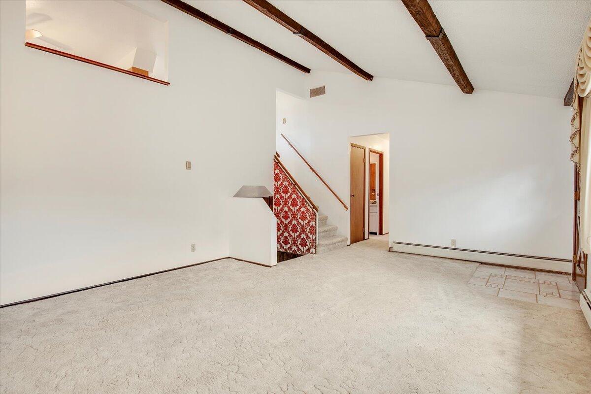 28 CANYON Road