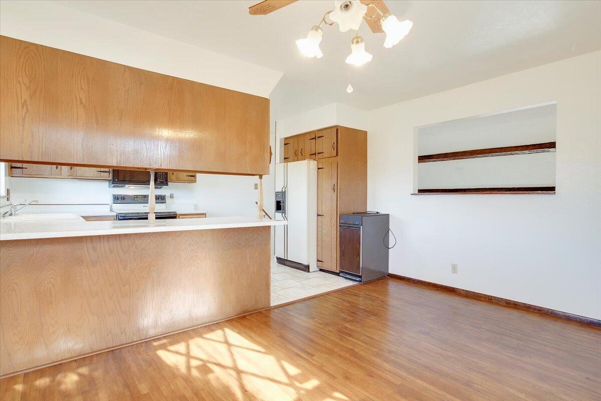 28 CANYON Road