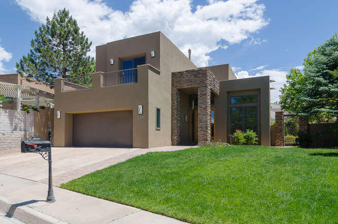 11520 Pine Top Lane NE