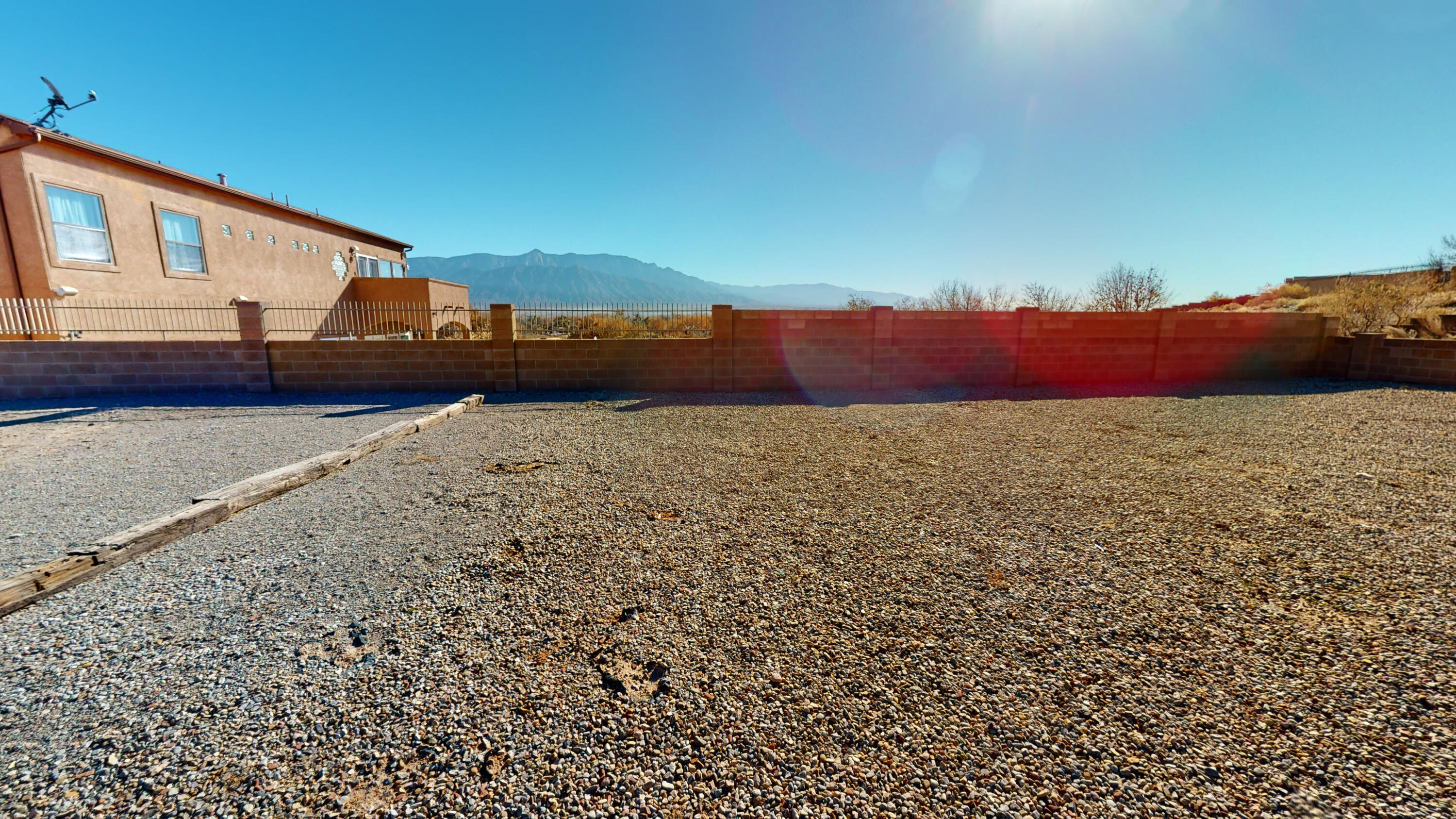 6512 SANDIA VISTA Place NE