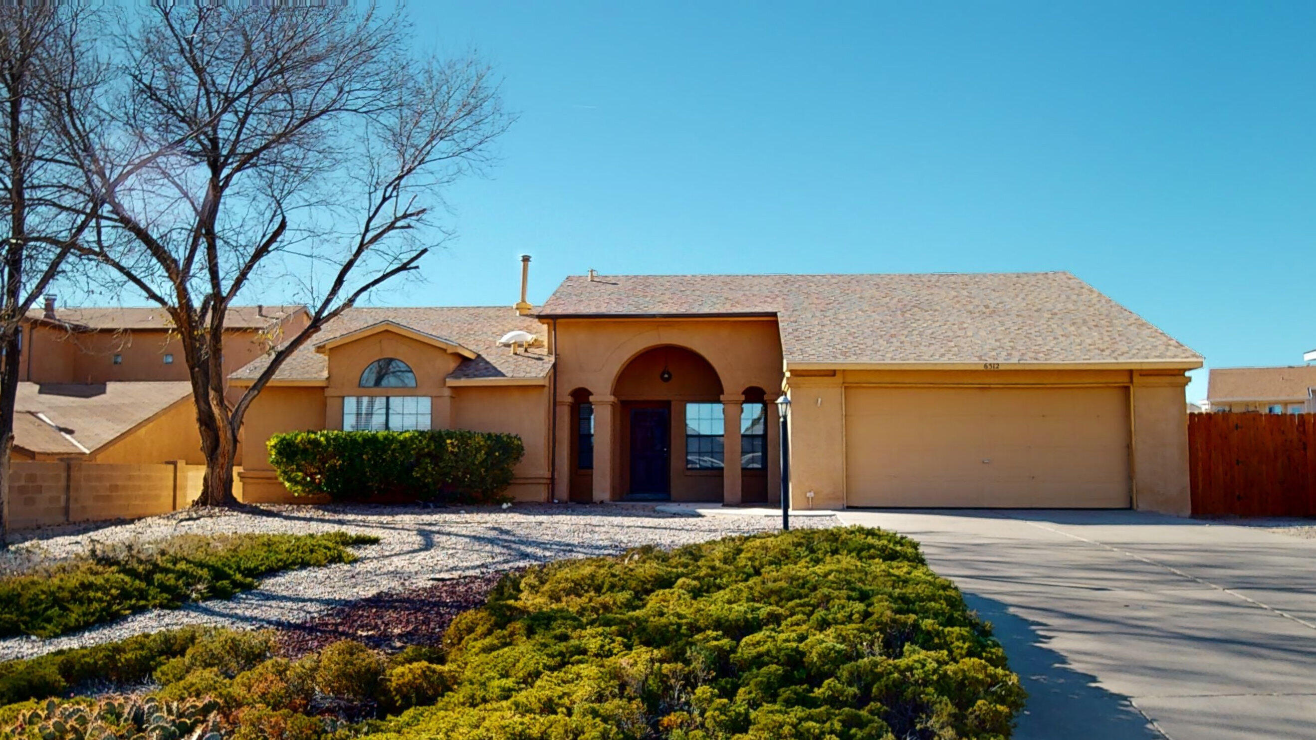 6512 SANDIA VISTA Place NE