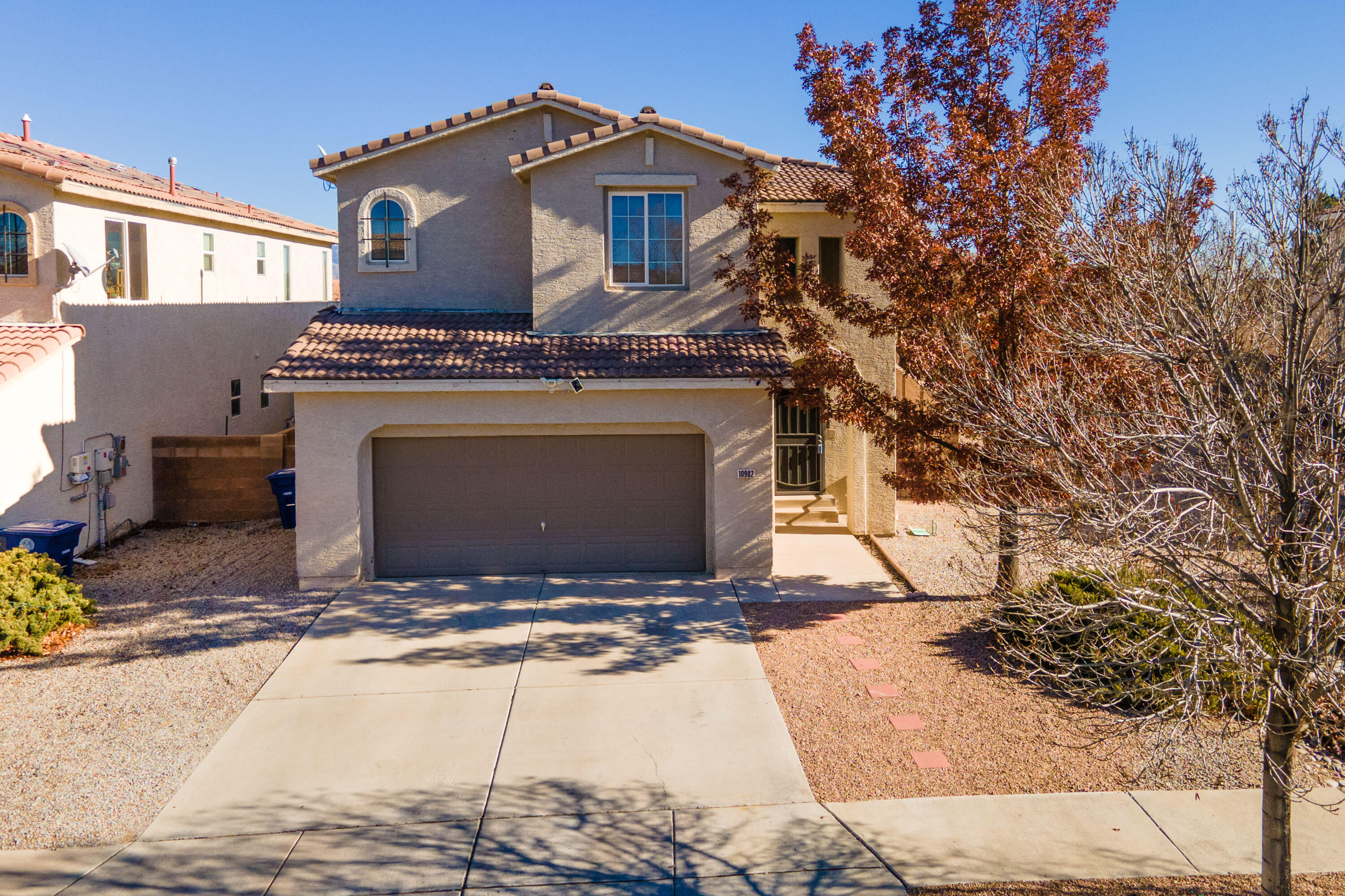 10902 SANDMAN Drive NW