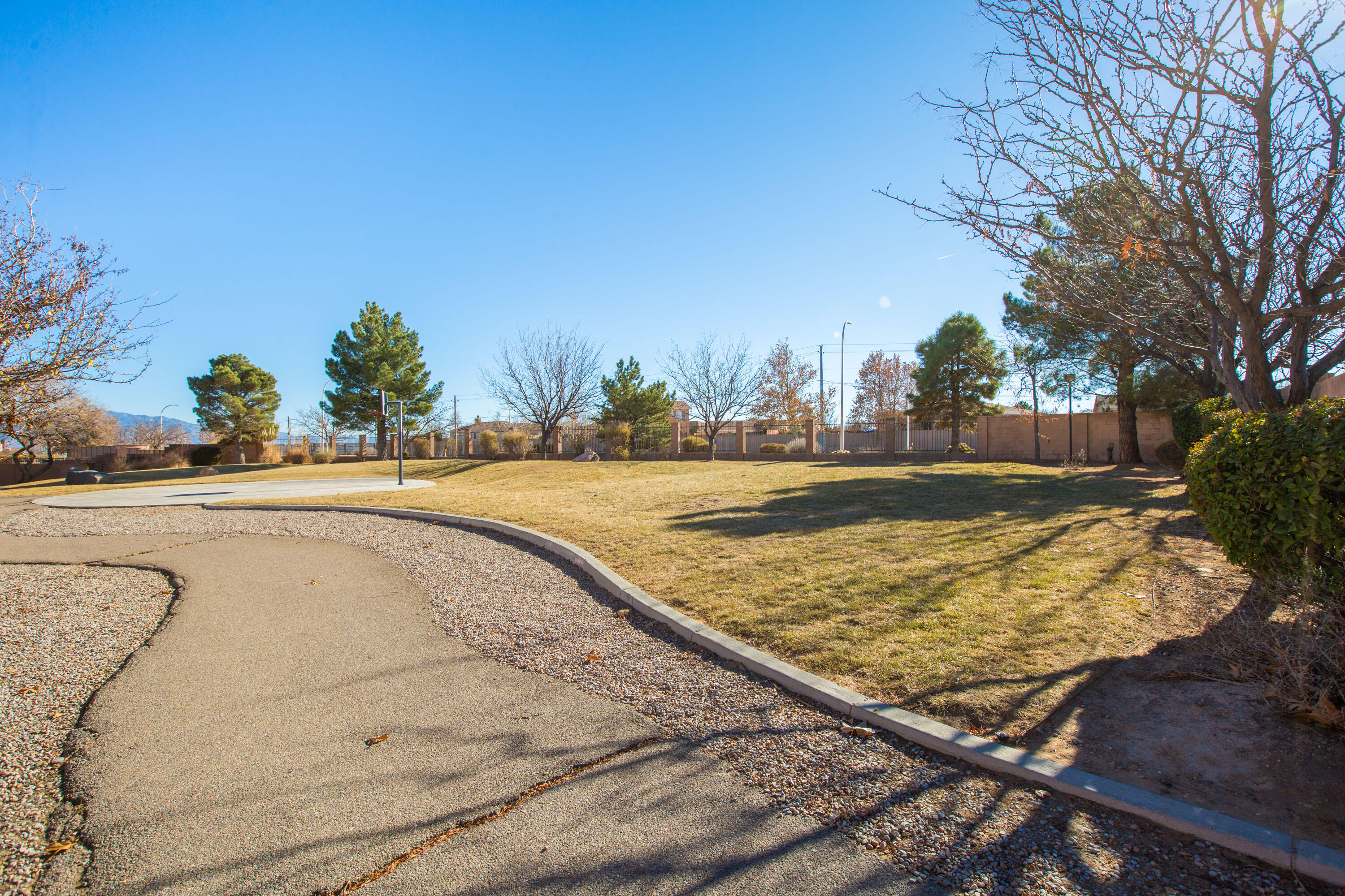 10902 SANDMAN Drive NW