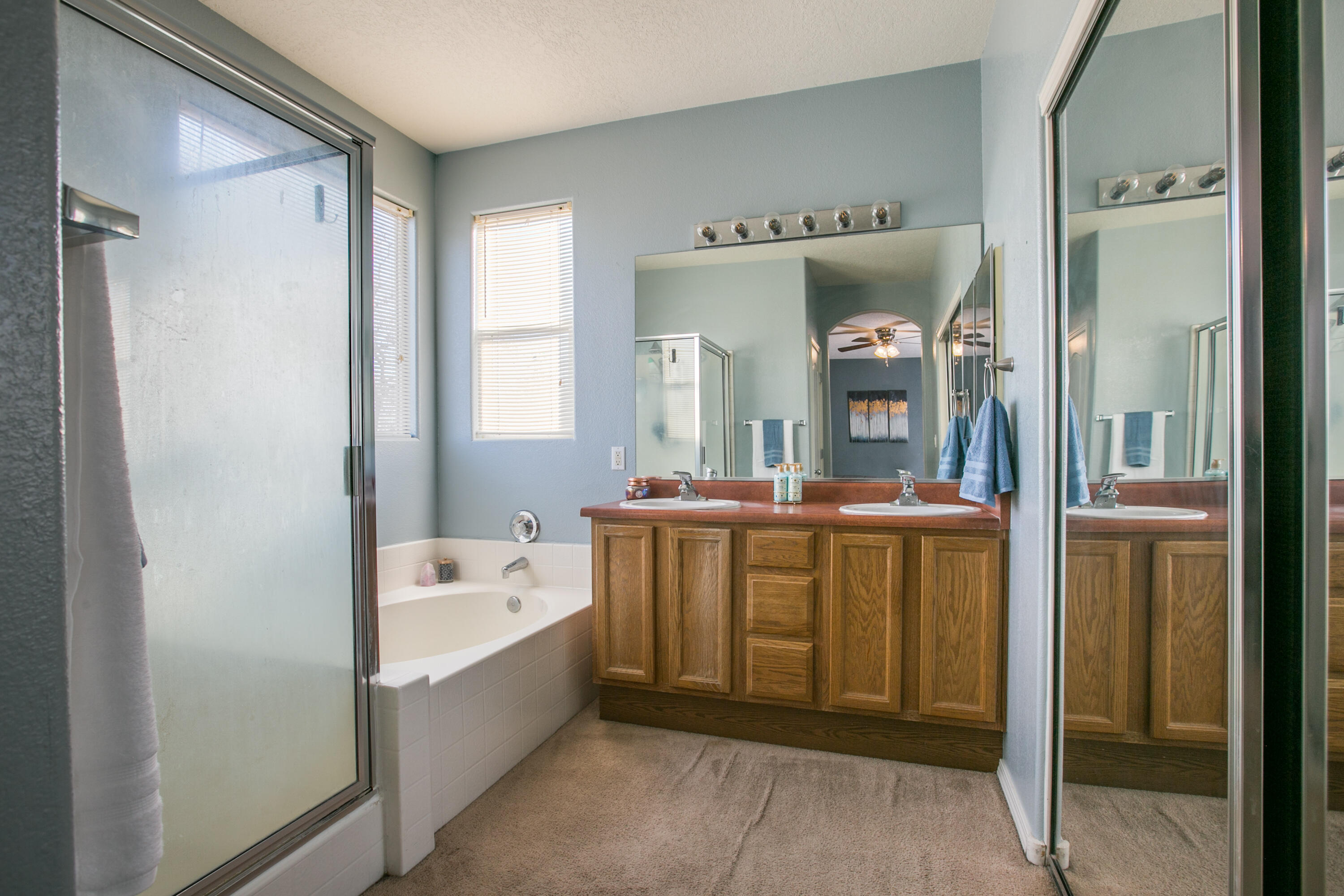 10902 SANDMAN Drive NW