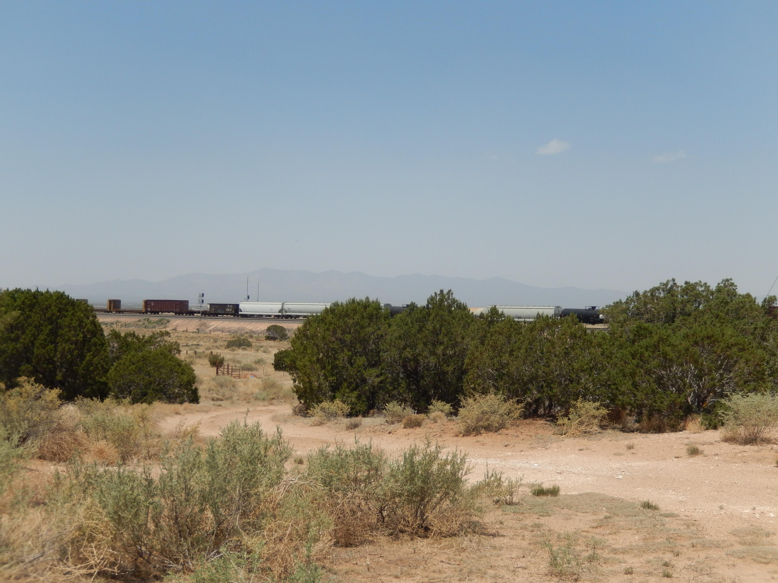 35 MOUNTAIN ESTATES Road