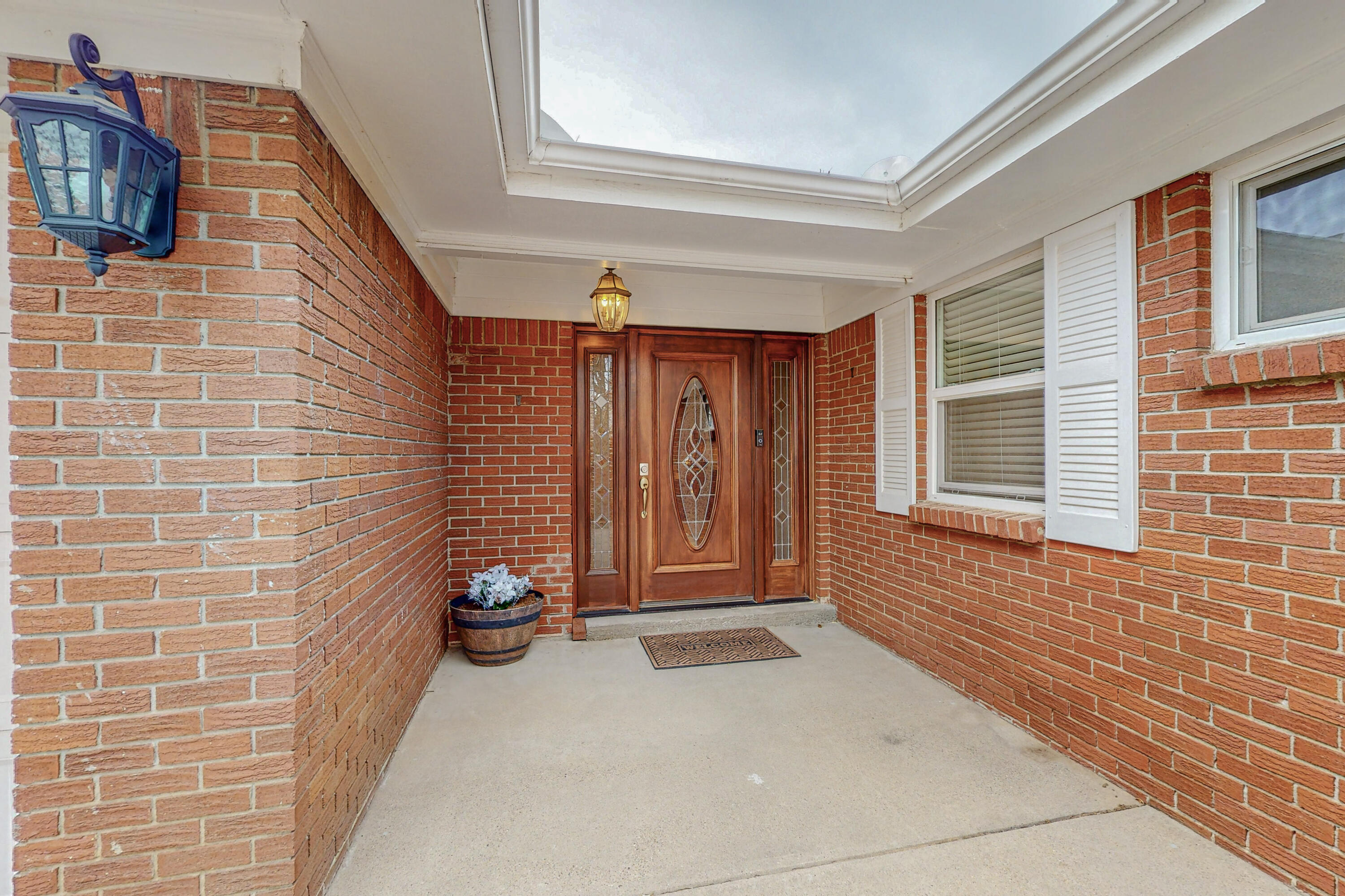 12309 LOYOLA Avenue NE
