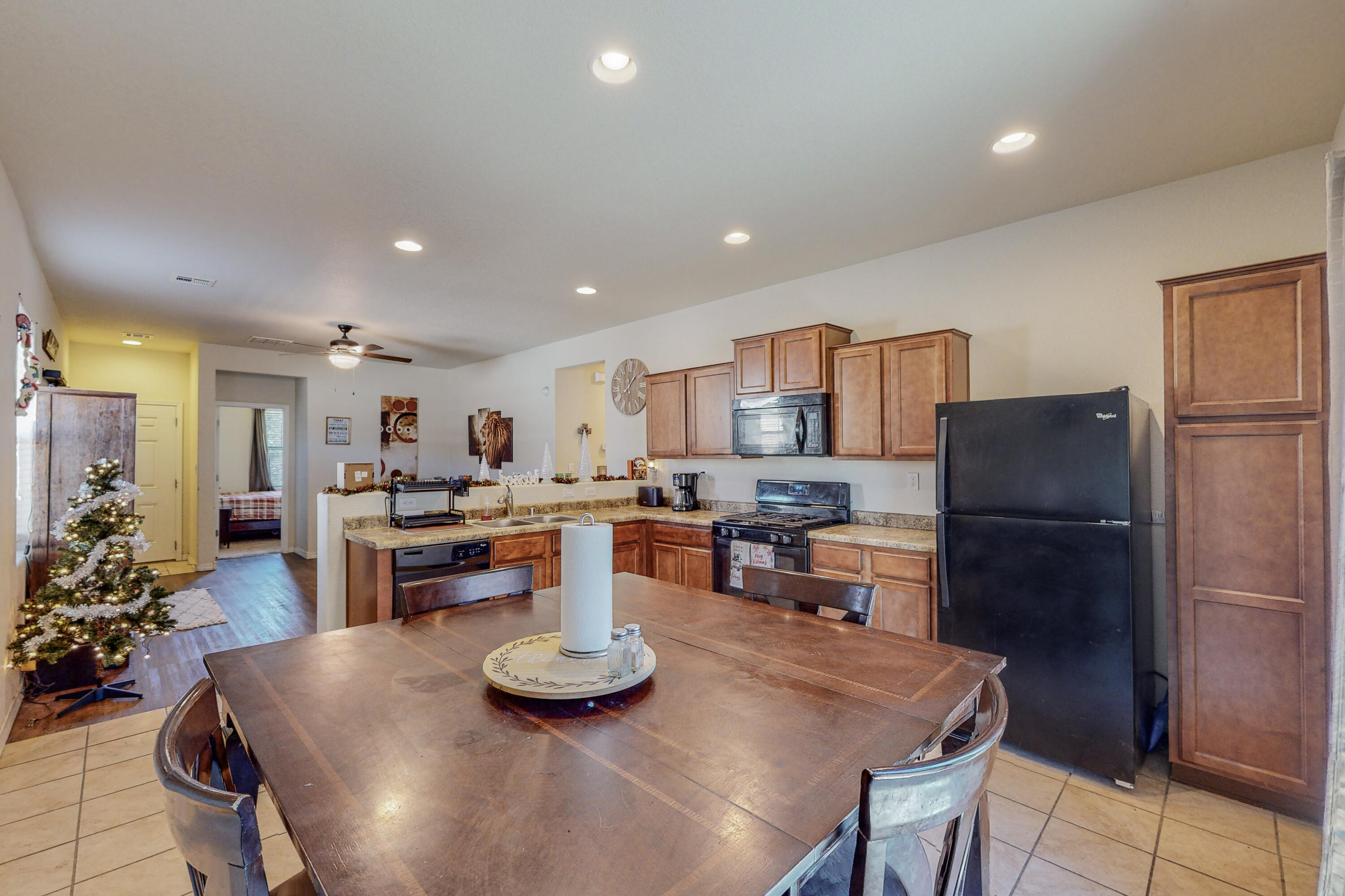 1709 CHISHOLM Trail NE