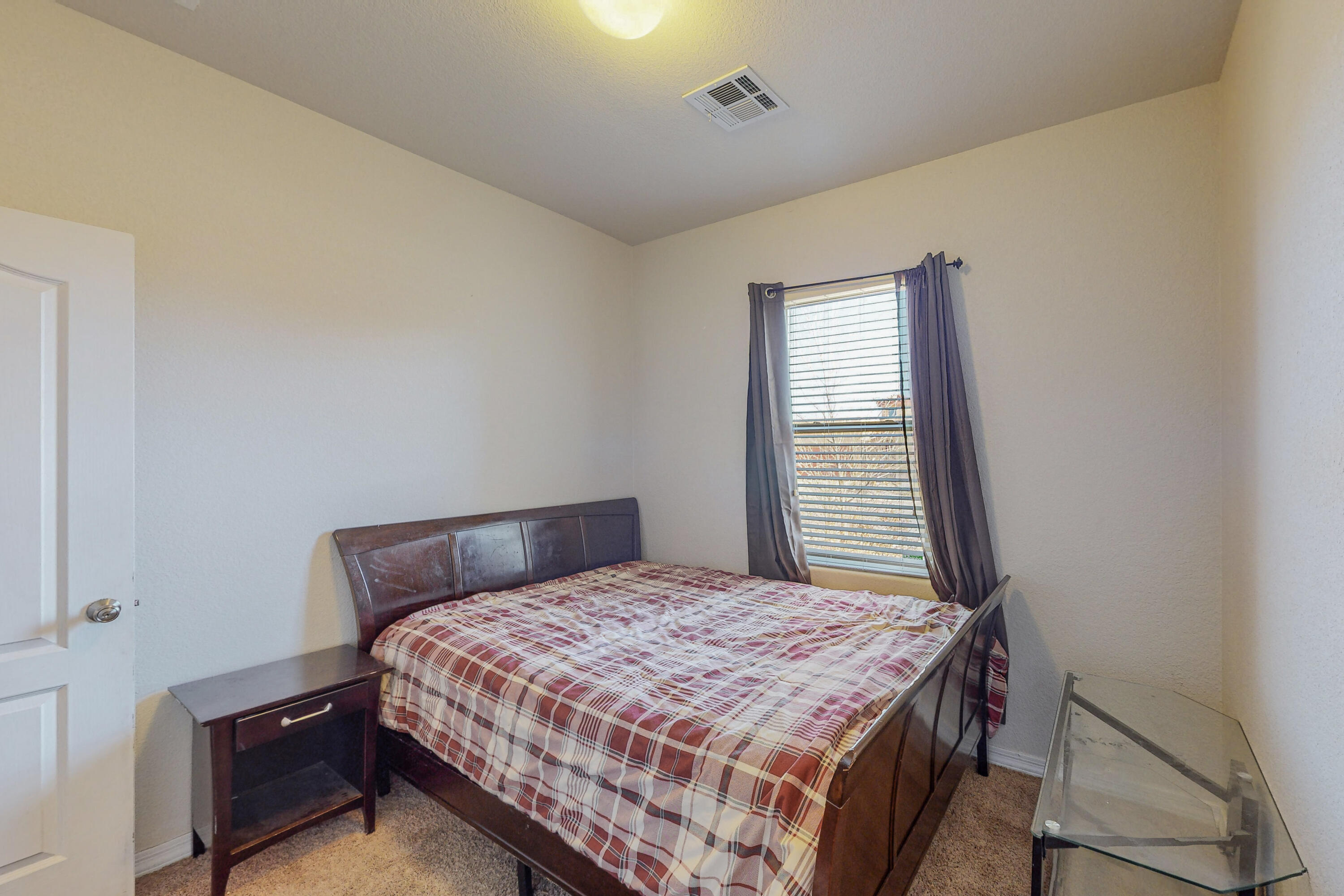 1709 CHISHOLM Trail NE