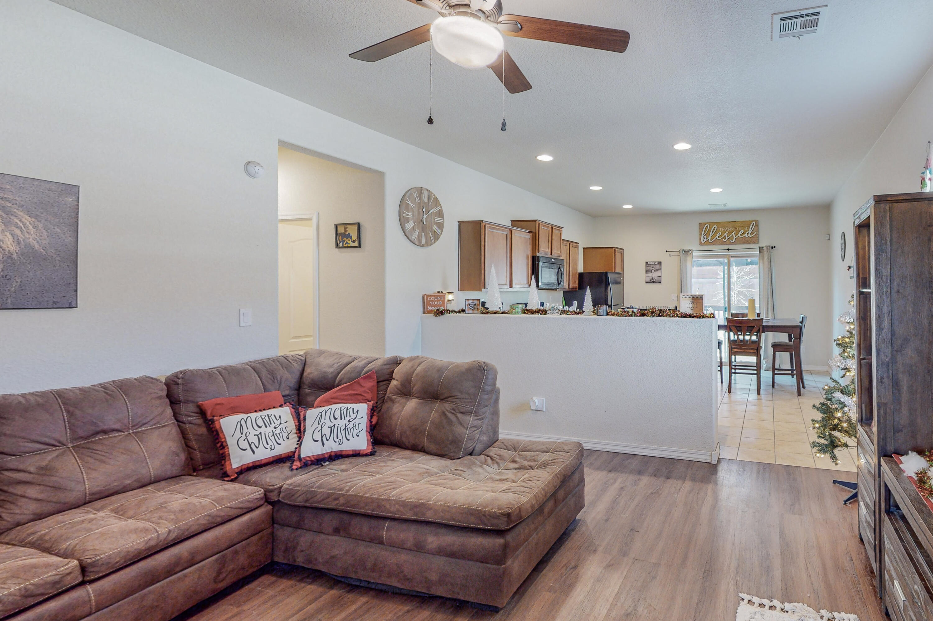 1709 CHISHOLM Trail NE