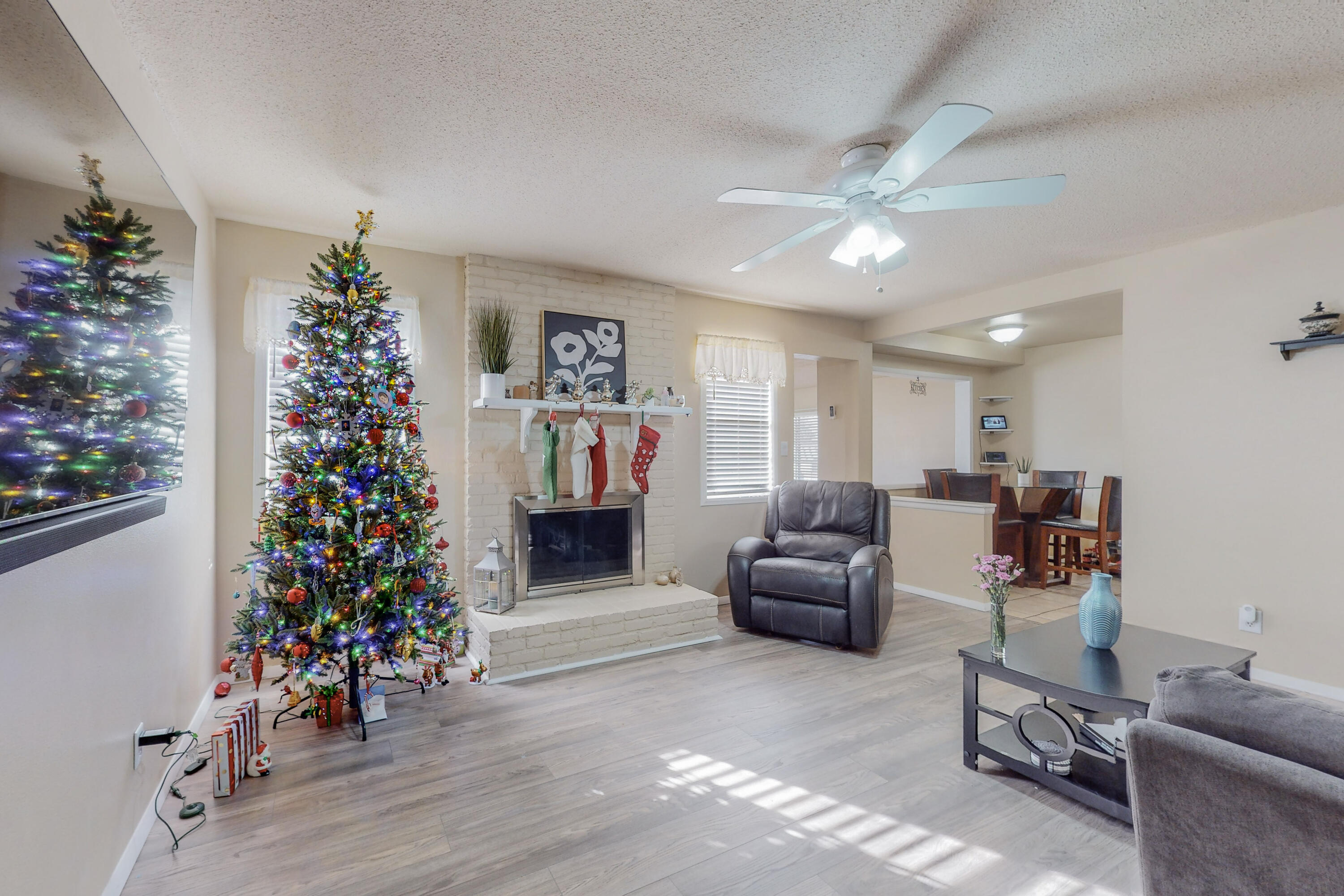 11904 PALO DURO Avenue NE
