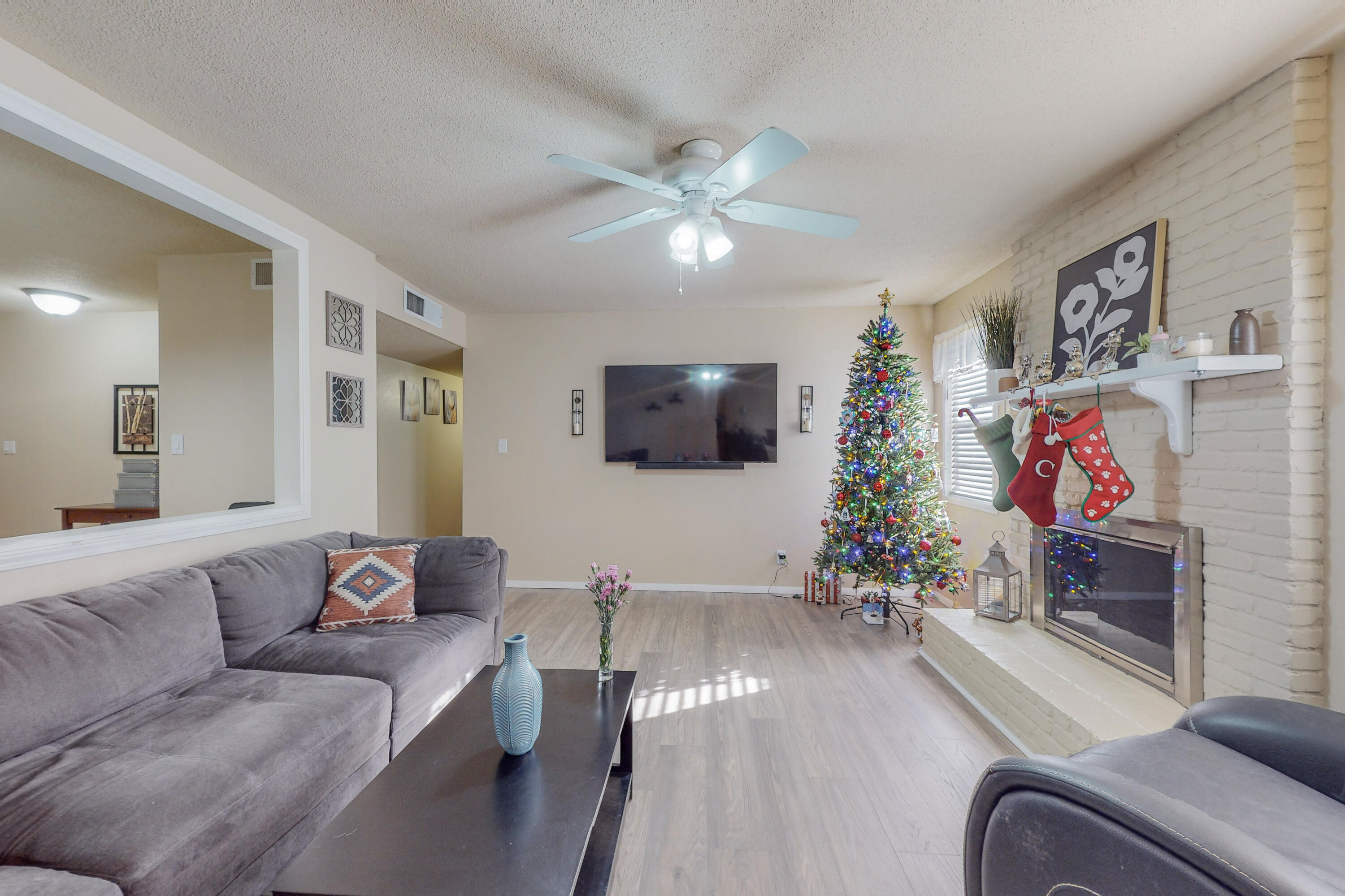 11904 PALO DURO Avenue NE