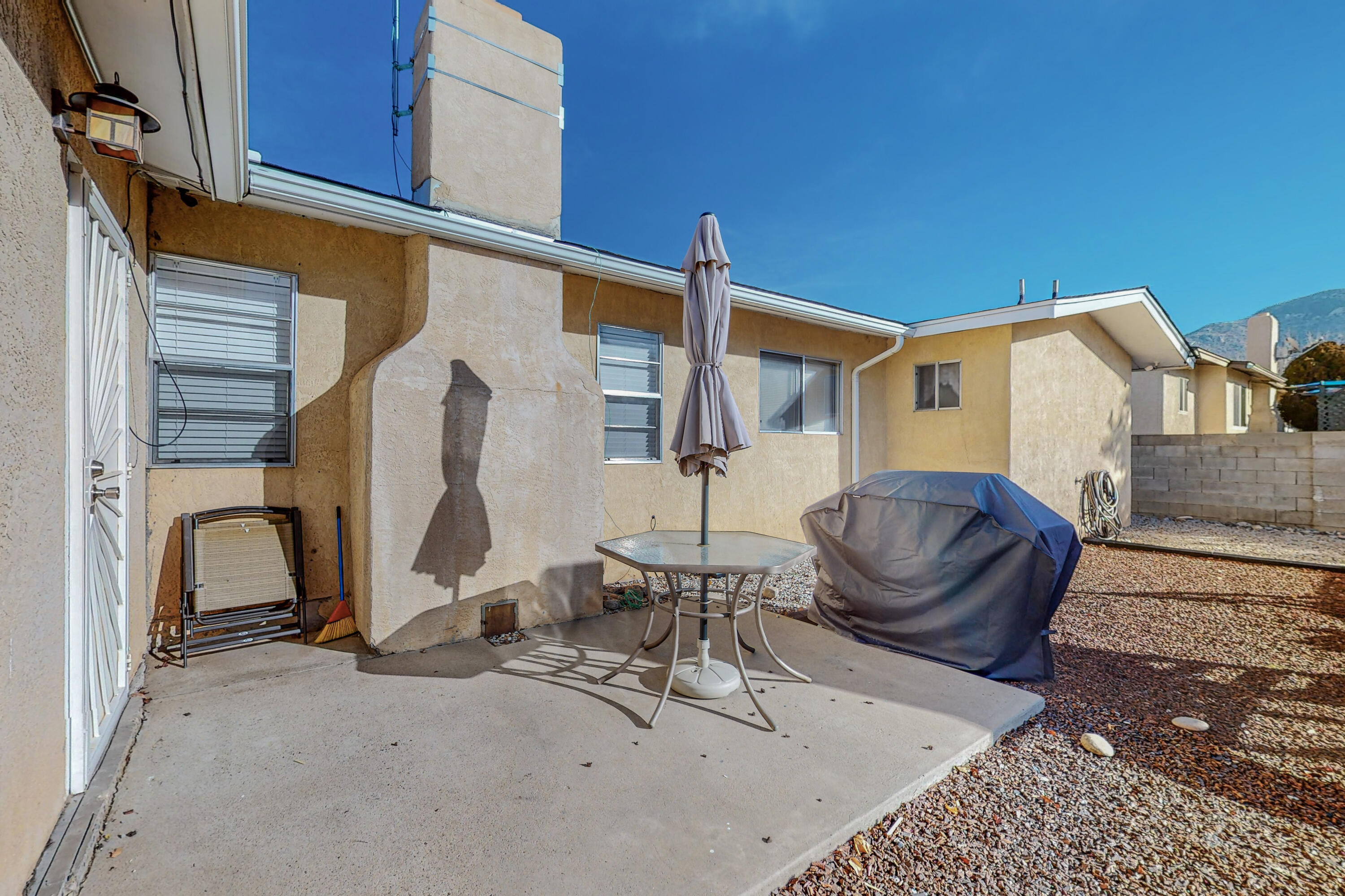 11904 PALO DURO Avenue NE