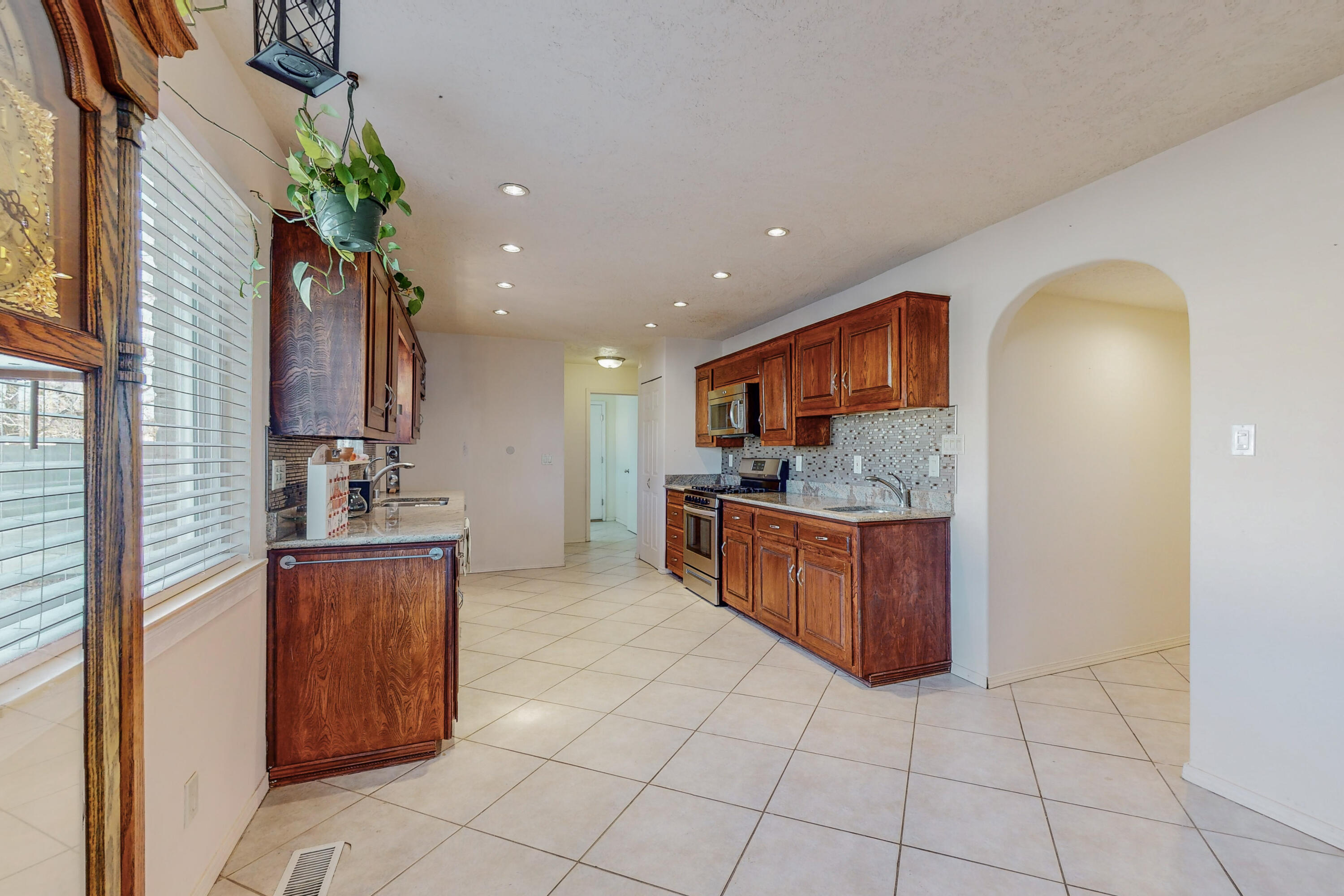 12332 PRINCESS JEANNE Avenue NE