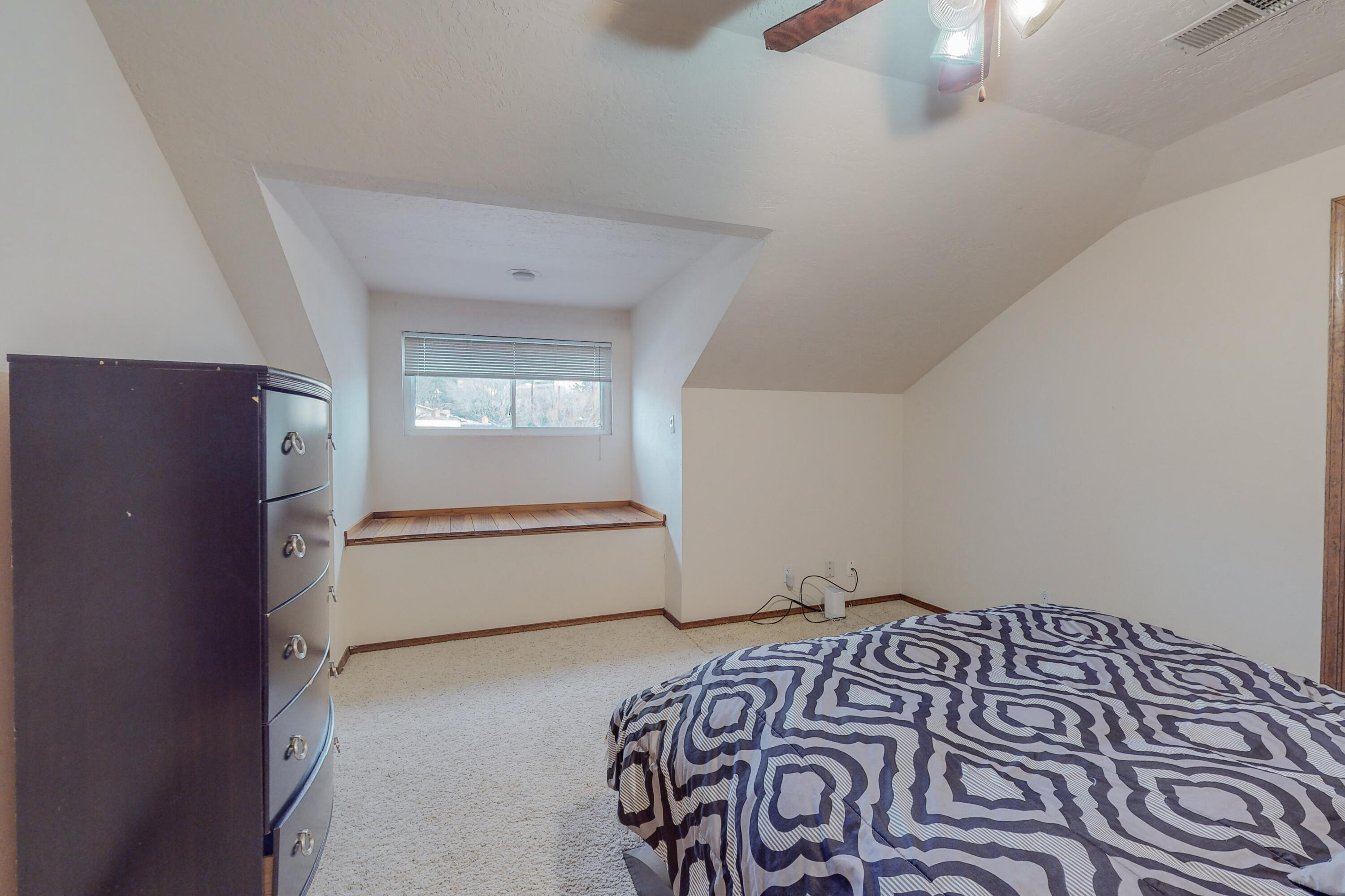 12332 PRINCESS JEANNE Avenue NE
