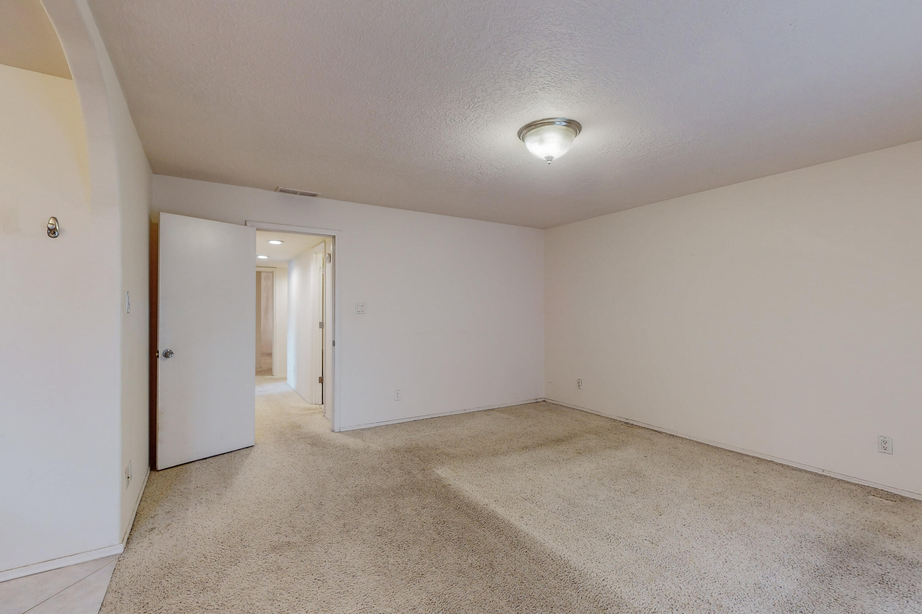 12332 PRINCESS JEANNE Avenue NE