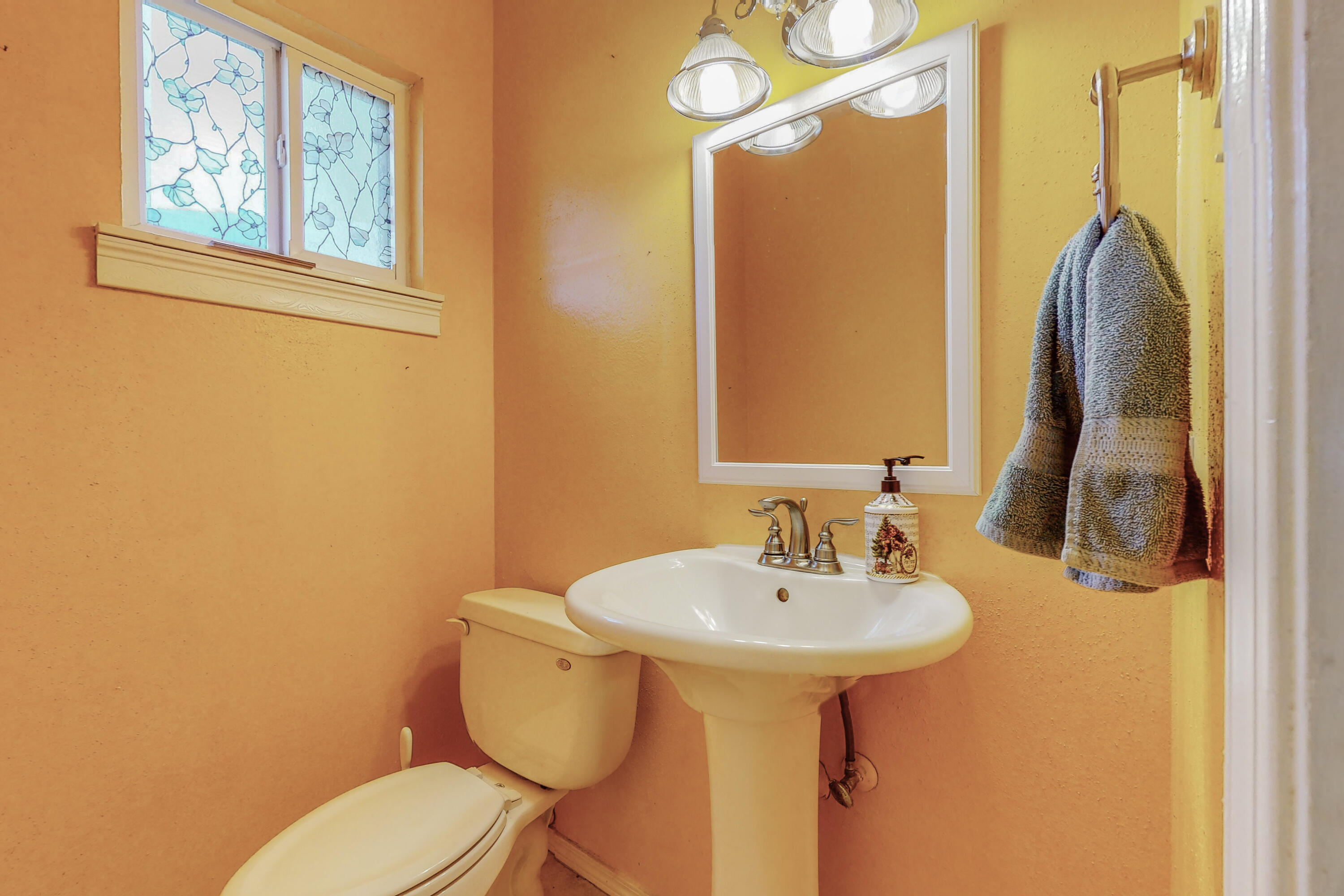 12332 PRINCESS JEANNE Avenue NE