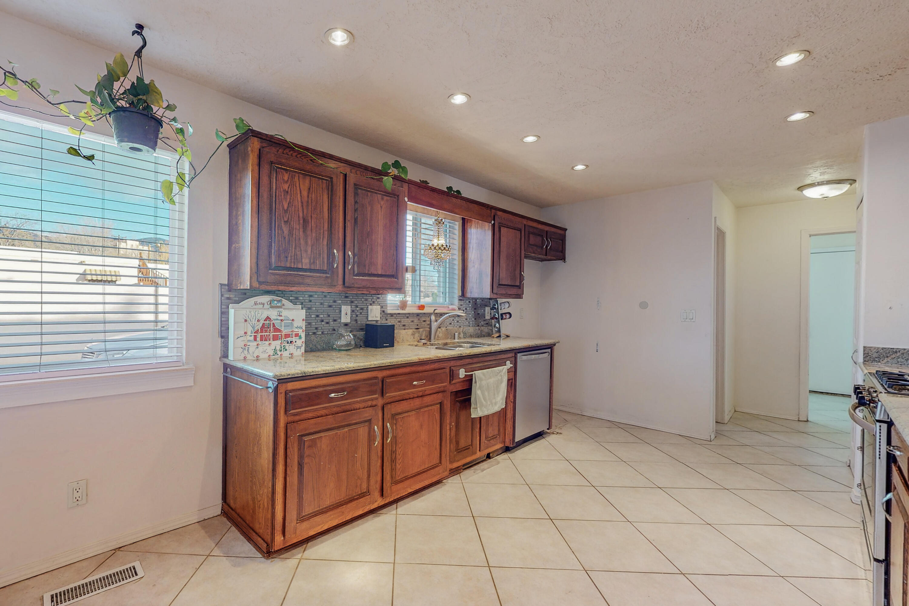 12332 PRINCESS JEANNE Avenue NE