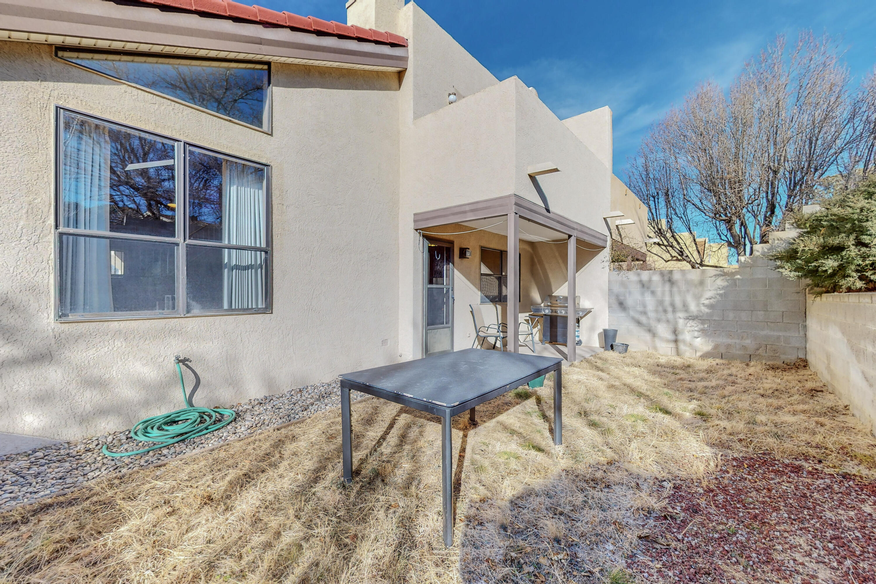 11204 Paseo Del Oso NE