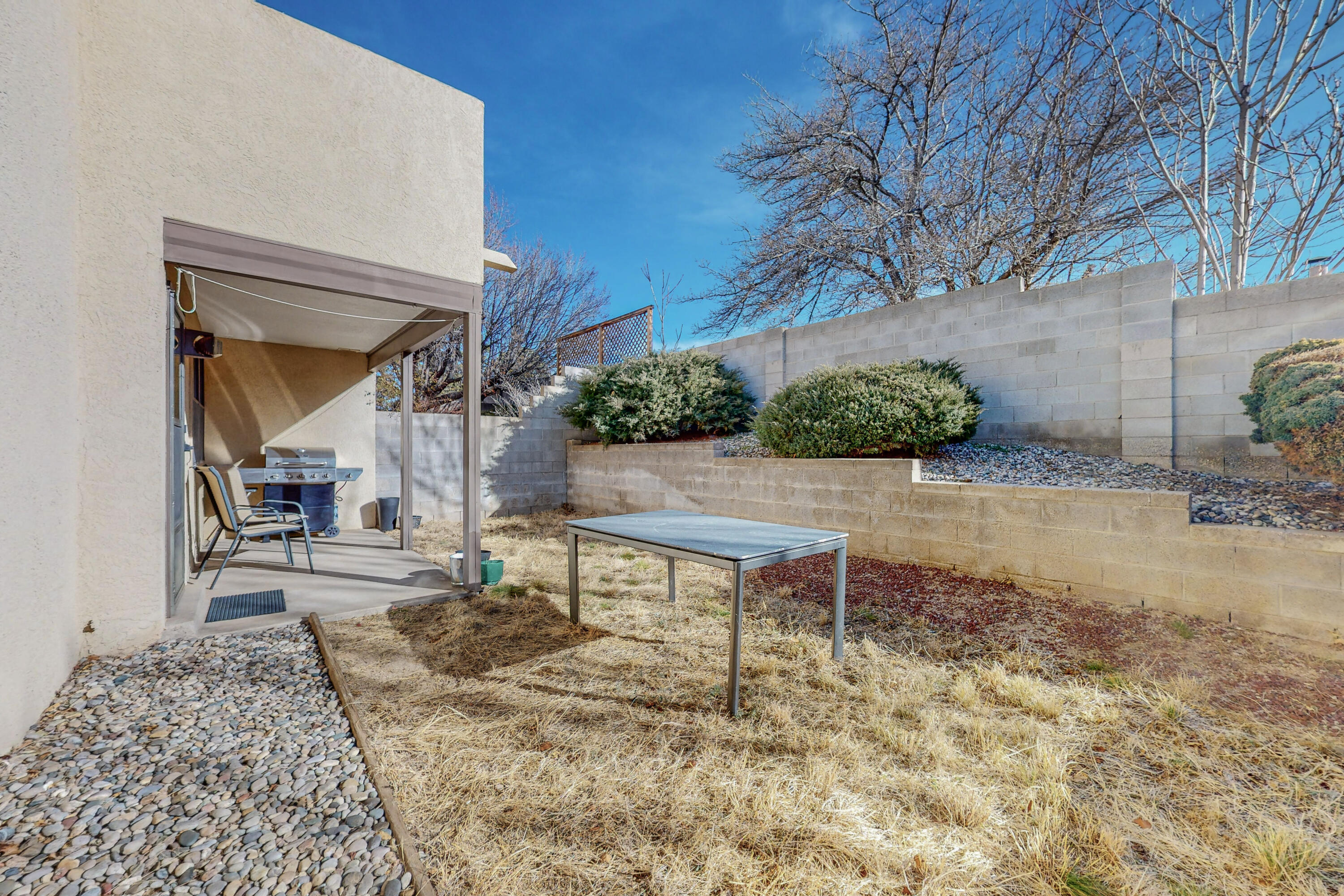 11204 Paseo Del Oso NE