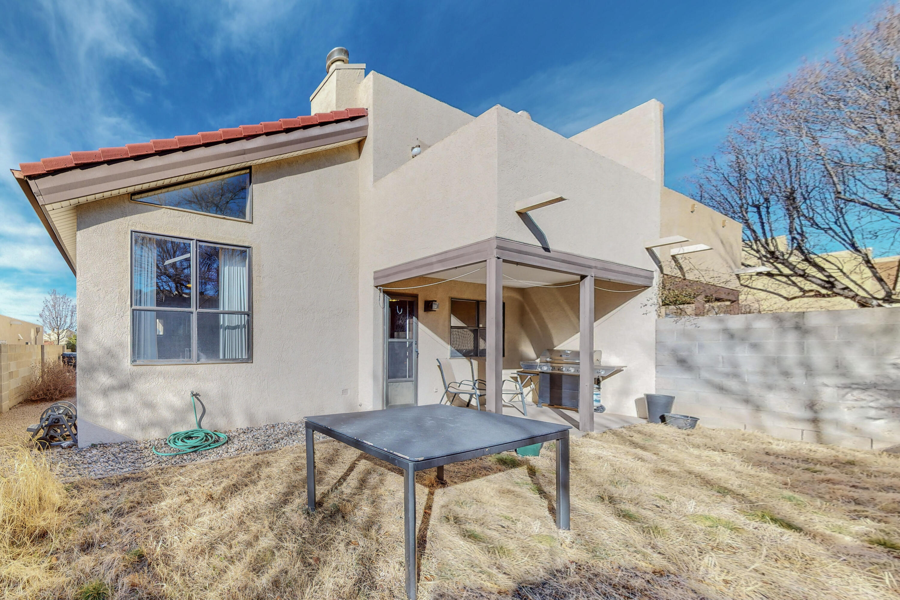 11204 Paseo Del Oso NE