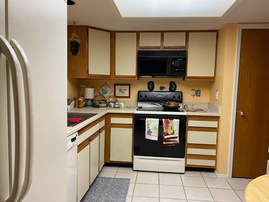 813 Country Club Drive SE Unit: 1-A
