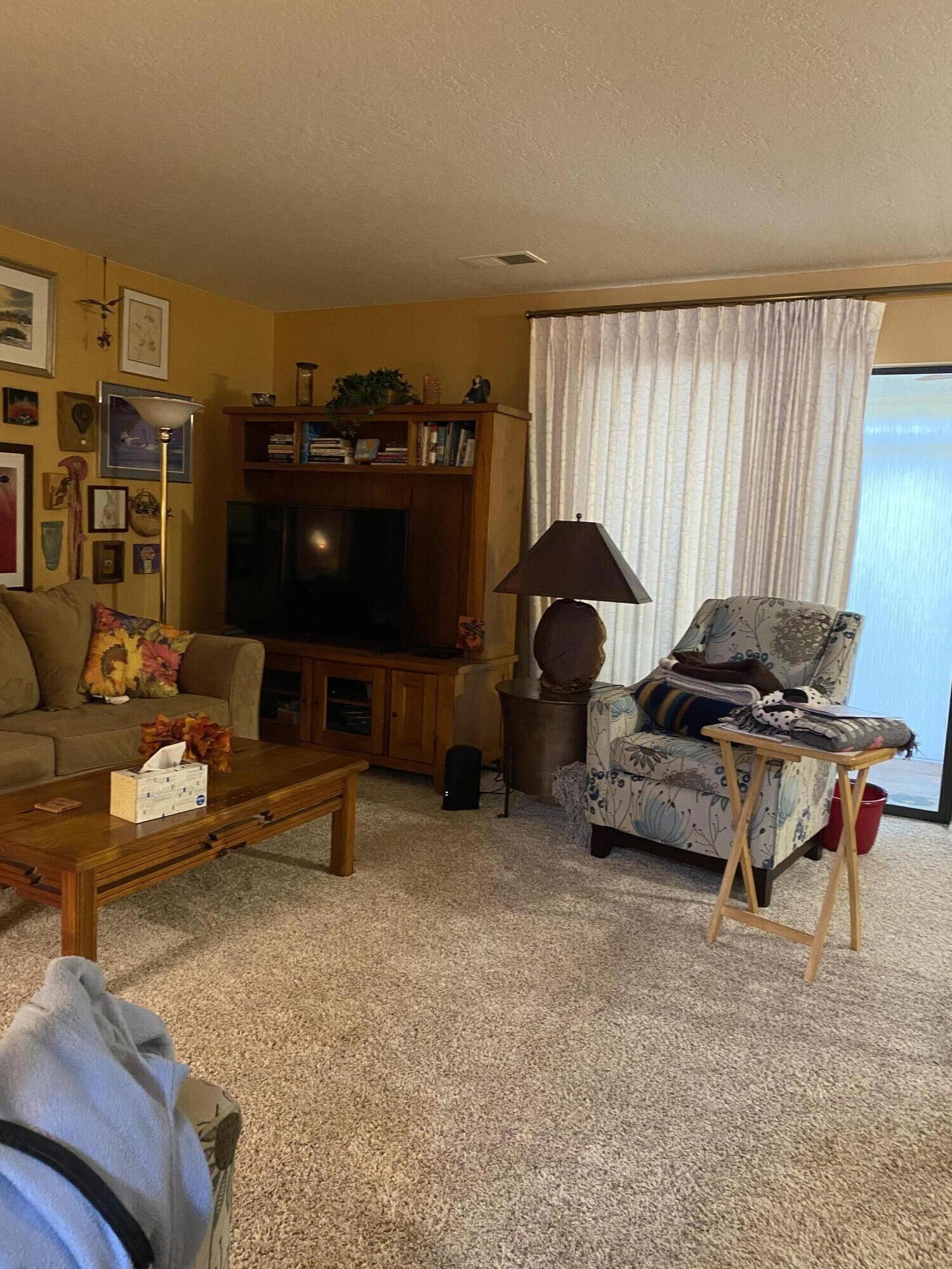 813 Country Club Drive SE Unit: 1-A