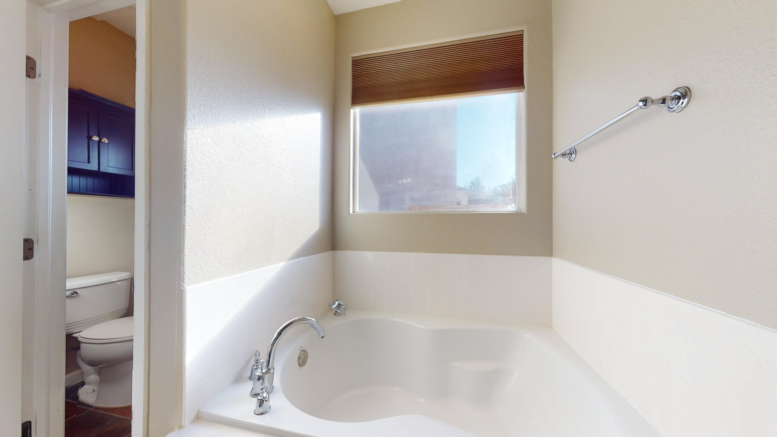10147 Avenida Vista Sol NW