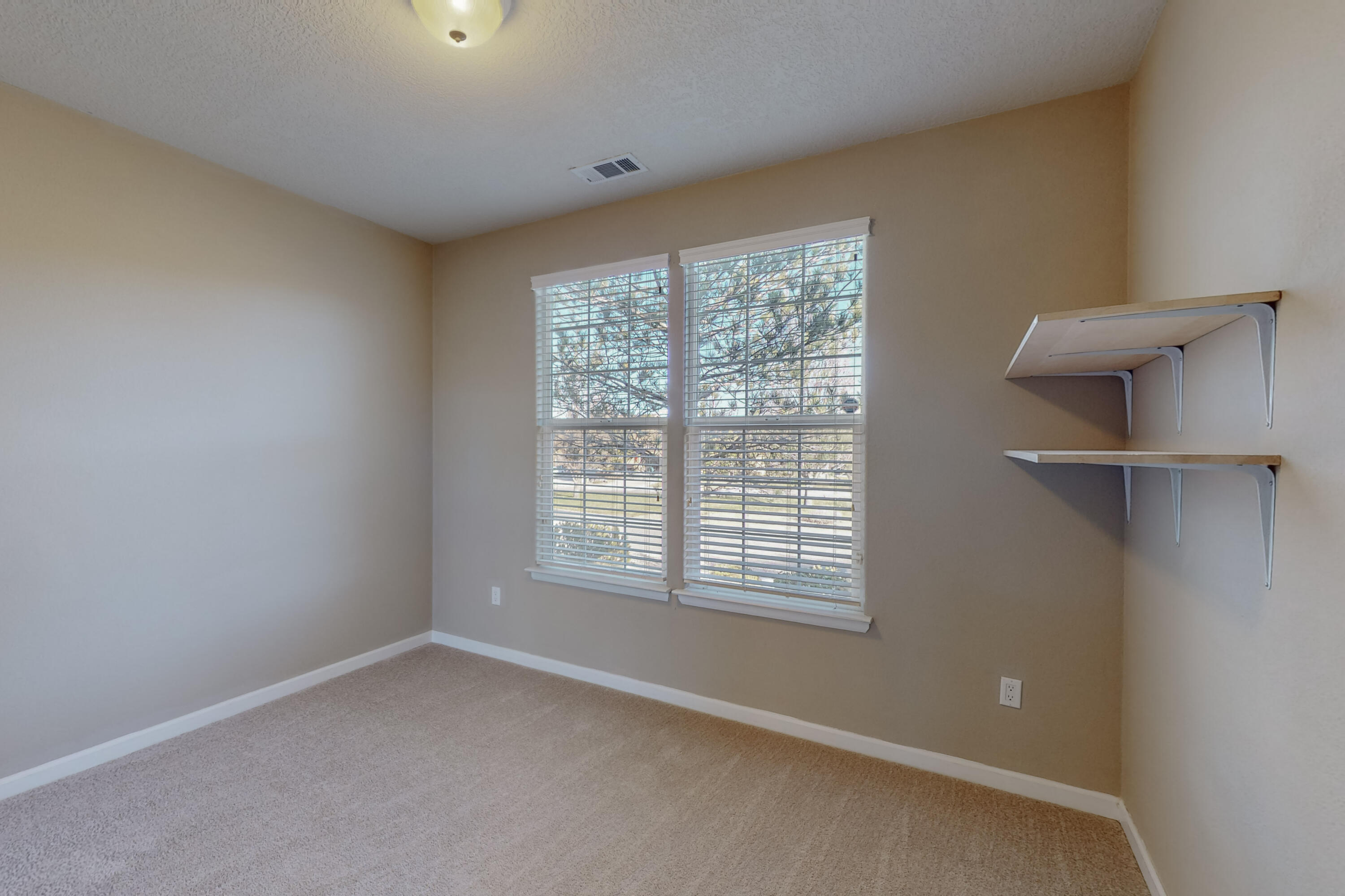 10147 Avenida Vista Sol NW