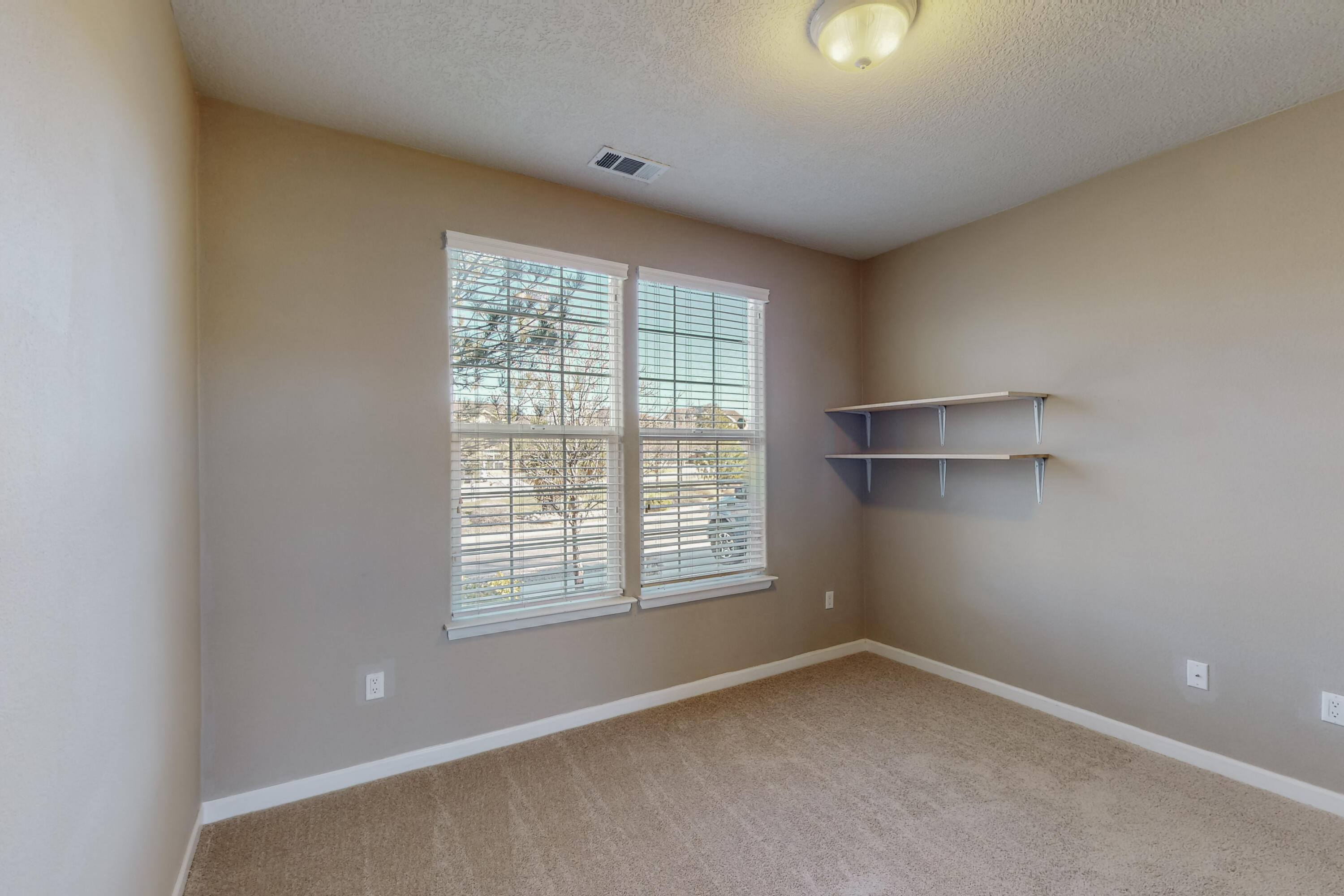 10147 Avenida Vista Sol NW