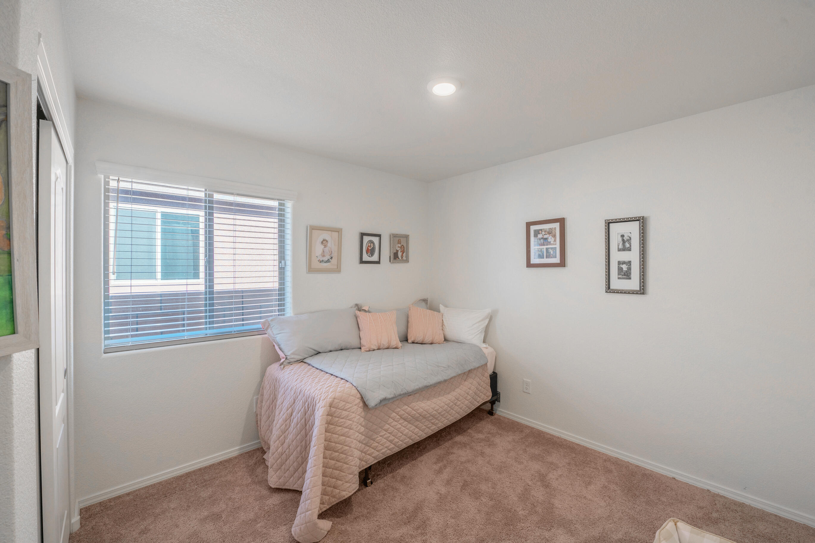 1703 ADELAIDE Lane