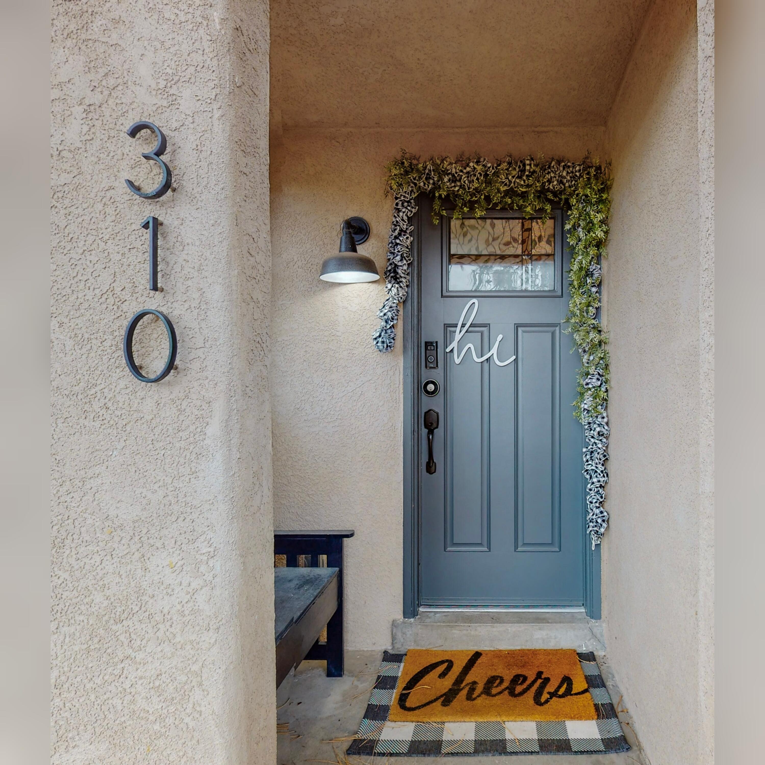 310 WELLESLEY Drive SE