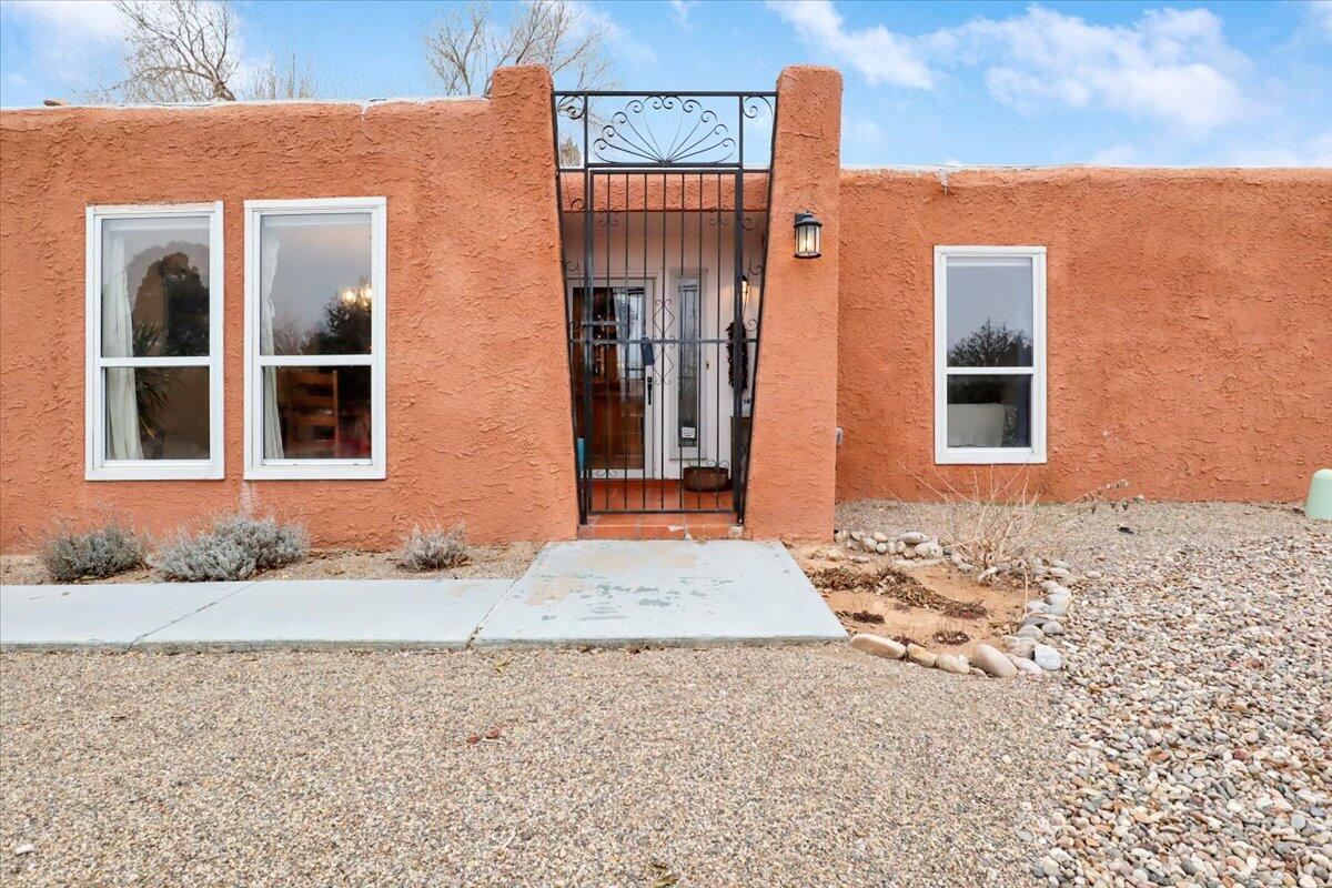 5429 LEWIS Court NW