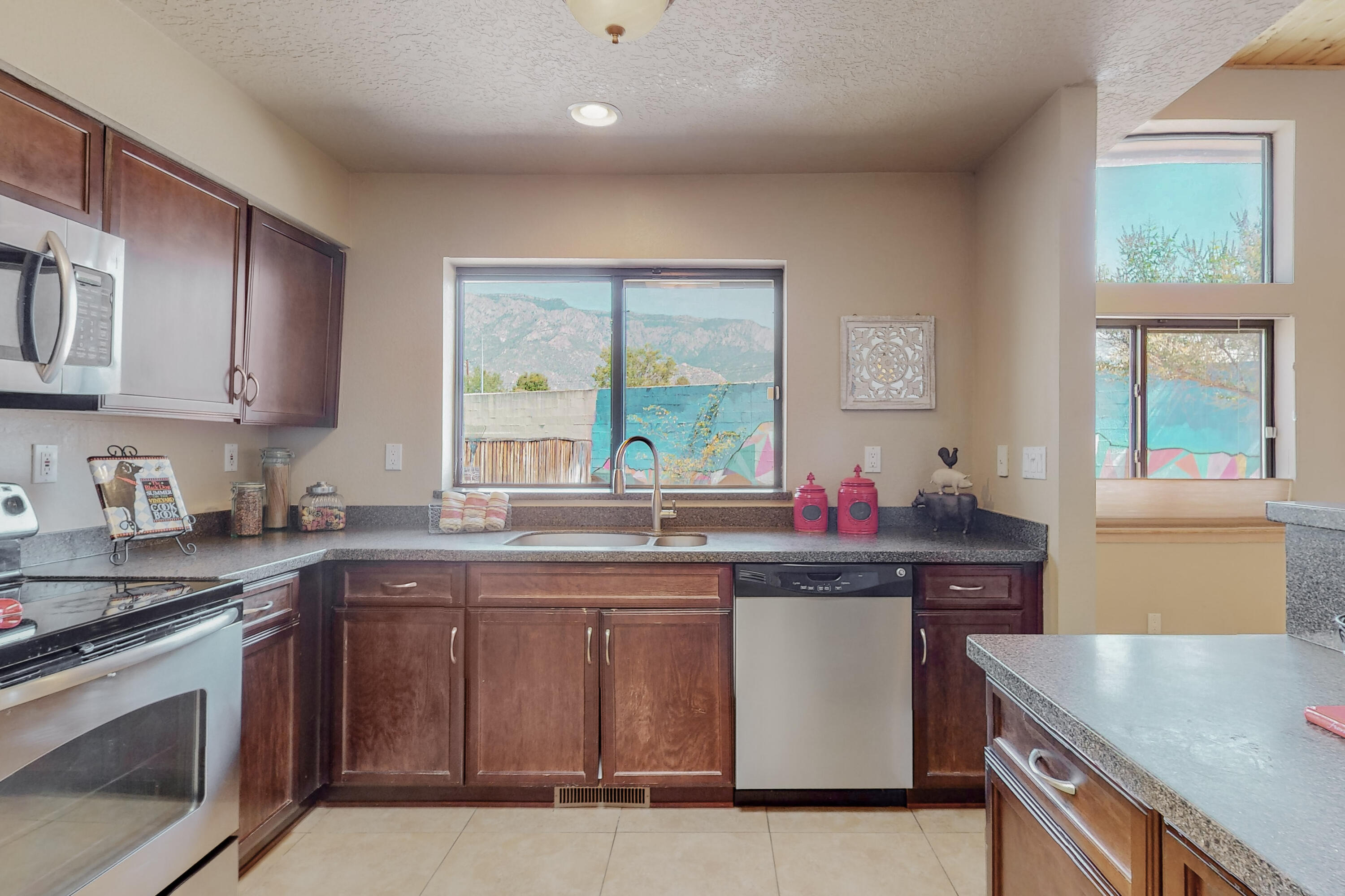 2411 TRAMWAY TERRACE Court NE