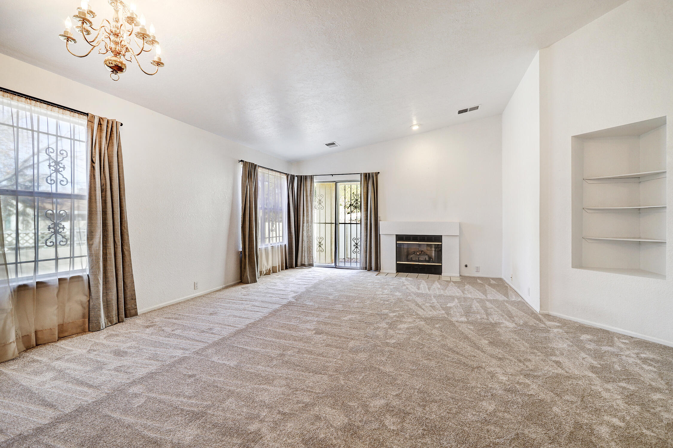 10801 Griffith Park Drive NE