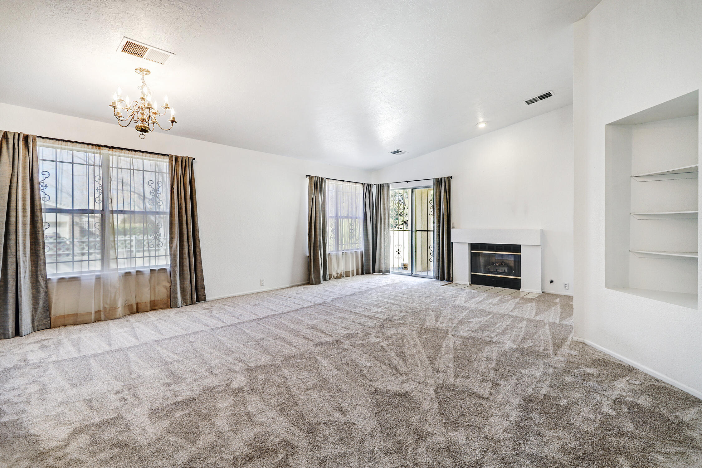 10801 Griffith Park Drive NE